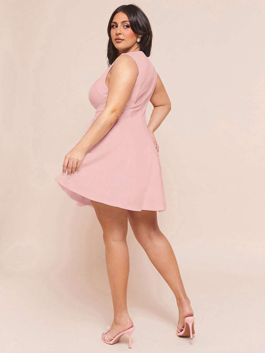 Step into the spotlight with this Elegant Plus Size Pink Satin Asymmetric Dress. Its silky satin fabric and unique asymmetric design add a flirty twist to your formal look, perfect for parties and special occasions. Feel confident and comfortable while turning heads in this playful yet sophisticated dress made just for you.