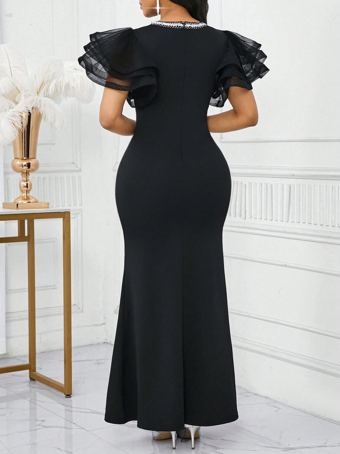 Turn heads this summer with the Elegant Summer Mermaid Hem Dress. Its sleek solid color gracefully hugs your silhouette, flaring out at the hem like a mermaid’s tail for a fun, flirty finish. Perfect for sunny days and warm nights, this dress combines timeless style with a playful twist to keep you looking effortlessly chic wherever you go.