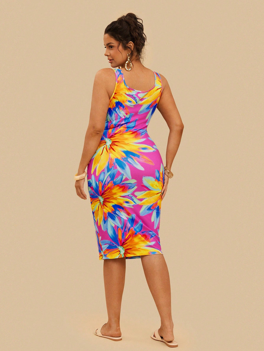 Make a splash this season in our Plus Size Summer Beach Bodycon Cami Dress! Featuring a chic square collar and eye-catching vibrant print, this figure-hugging style is perfect for beach days, poolside hangs, or casual summer outings. The fitted silhouette flatters your curves while the breathable fabric keeps you cool and comfortable. Whether you're lounging by the water or grabbing ice cream with friends, this dress brings fun, confidence, and serious style to your warm-weather wardrobe.