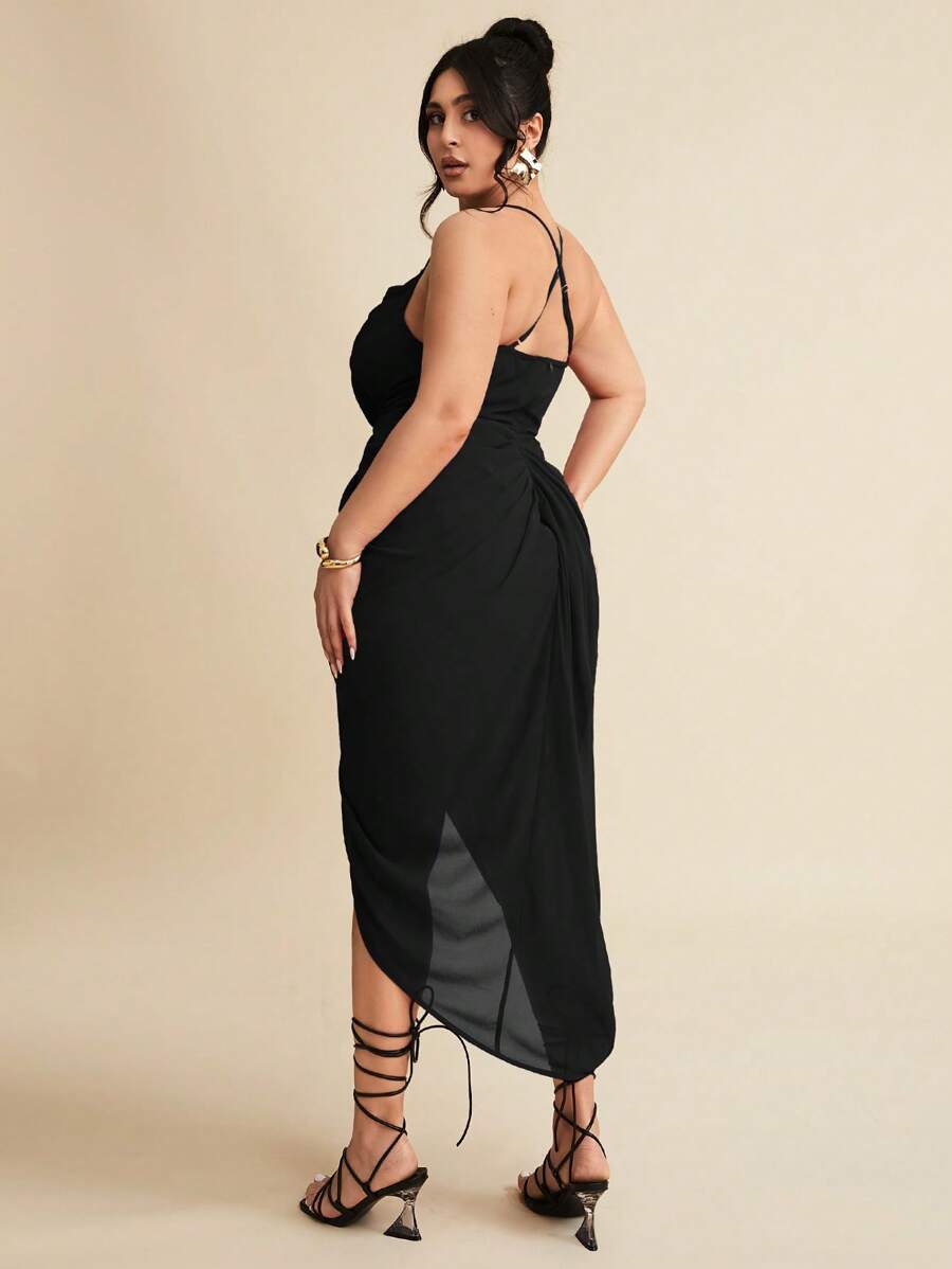 Step into summer with this elegant plus size dress designed to turn heads at any wedding. Featuring a textured fabric that adds depth and charm, it flaunts a playful thigh-high split for a touch of flirtiness. Comfortable and stylish, this dress lets you celebrate in confidence and grace all day long. Perfect for making unforgettable memories in style!