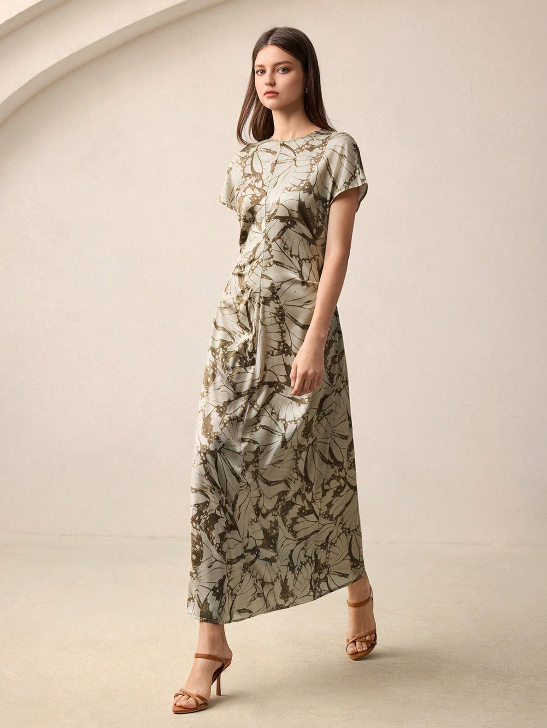 Step back into the 90s with this elegant long dress, designed to keep you cool and stylish all summer long. Whether you're dancing at festivals, celebrating weddings, or just embracing everyday chic, this dress brings effortless retro charm to any occasion. Its flowing silhouette and timeless vibe make it a playful yet sophisticated choice for your warm-weather wardrobe.