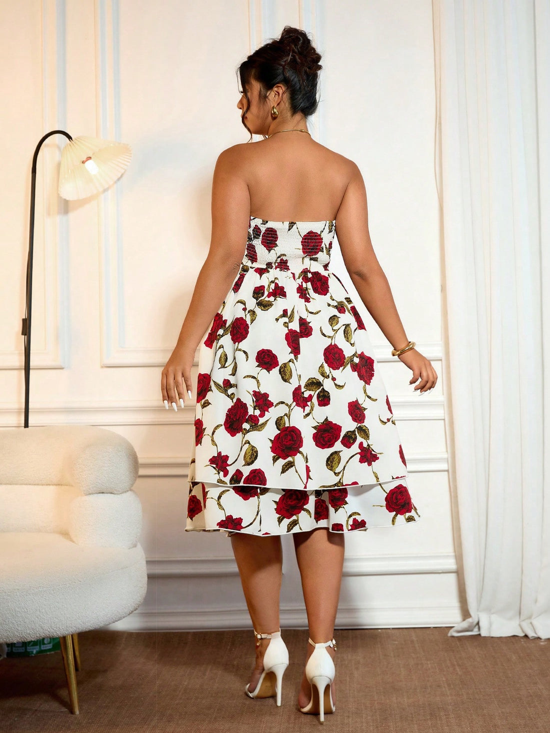 Step into charm with this Plus Size Floral Print Midi Cami Dress, designed to make your romantic nights even more unforgettable. The elegant empire waist gently hugs your curves, while the delicate floral print adds a touch of springtime magic. Its midi length and slim straps create a flirty silhouette that's perfect for dancing under the stars or sharing sweet moments. Embrace effortless romance and feel fabulous wherever your night takes you.
