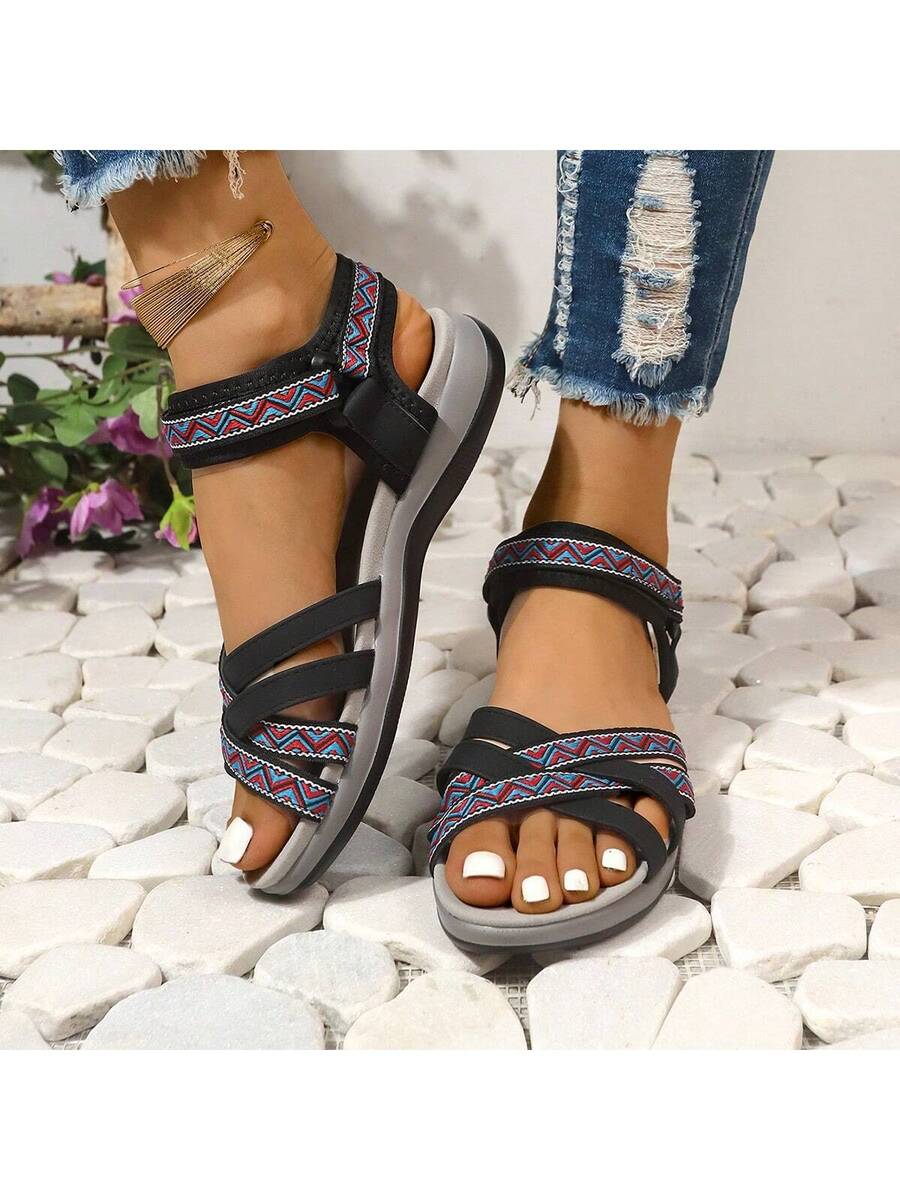 Step into summer with these playful plus size casual sandals, perfectly designed for beachside fun. The bohemian fish mouth design adds a quirky, carefree vibe, while the comfortable fit ensures all-day wearability. Whether you're strolling on the sand or enjoying a sunny afternoon, these sandals bring effortless style and comfort to your warm-weather wardrobe.