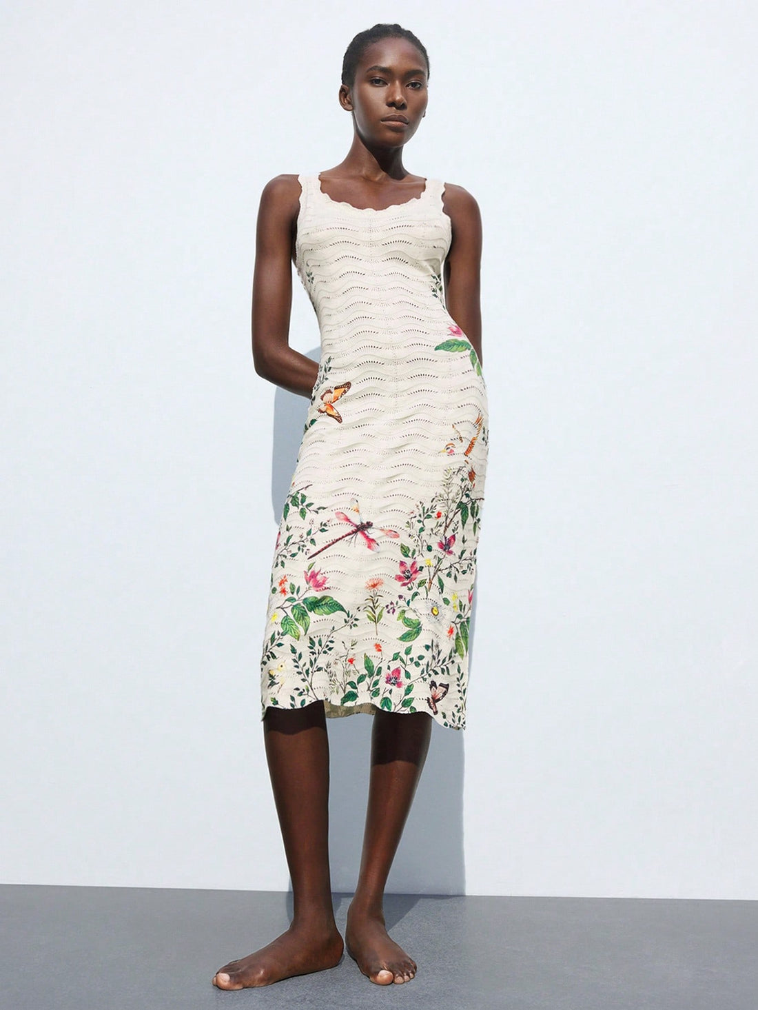 Embrace sunny days with this Chic Floral Dragonfly Summer Dress, perfect for garden parties and warm-weather fun. The delicate crochet sleeveless design keeps you cool while adding a touch of handcrafted charm. Lightweight and breezy, this dress combines flattering fit with whimsical dragonfly and floral details, making every outing feel like a joyful celebration in bloom.