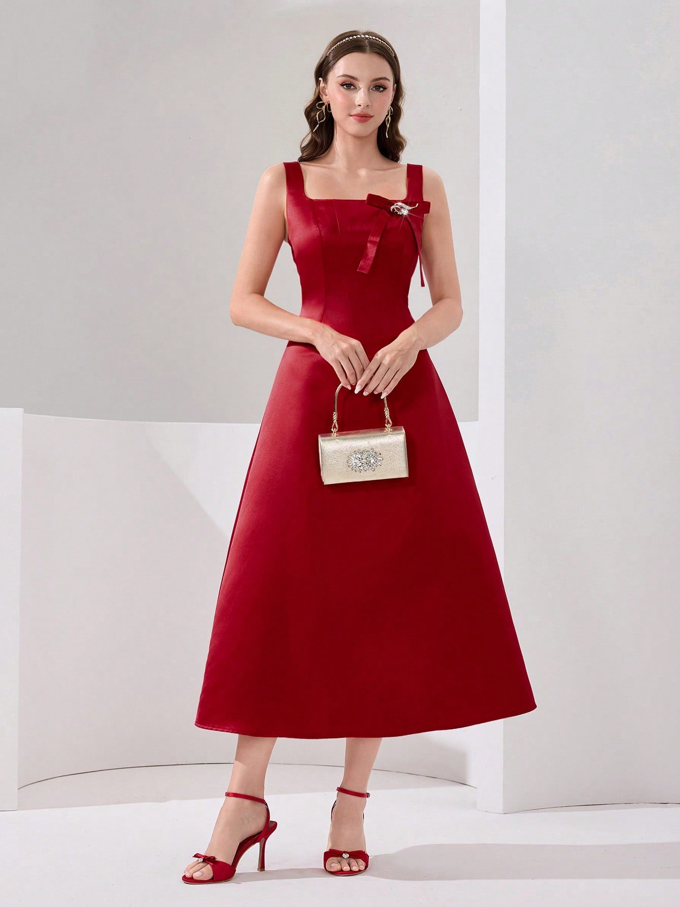 Elegant Burgundy Bowknot A-Line Gown for Women