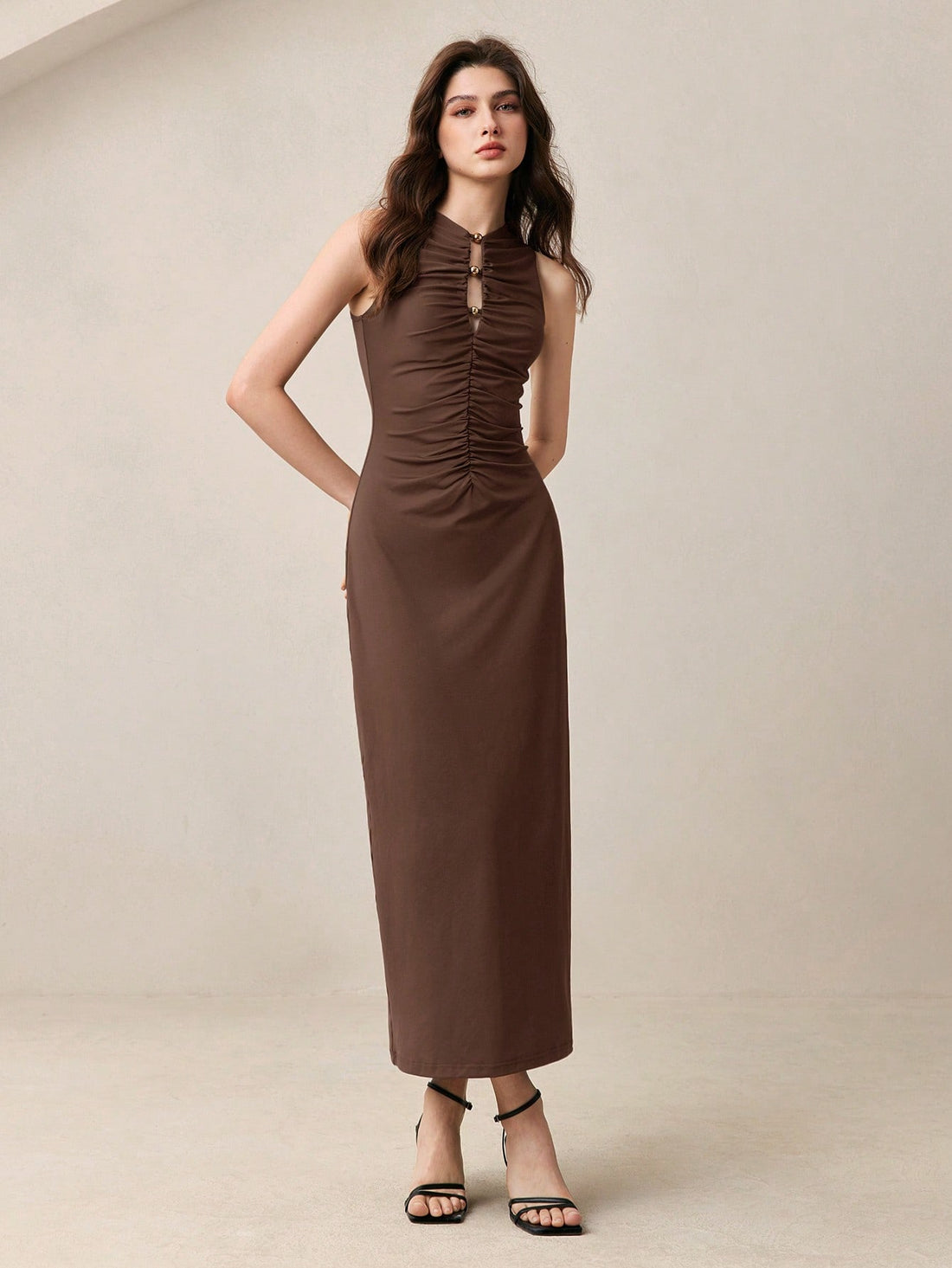 Step out in style with this playful khaki asymmetrical dress, featuring eye-catching metallic accents that add just the right amount of sparkle. Whether you're dancing at a festival, celebrating a wedding, or simply turning heads every day, this dress blends comfort and flair effortlessly. Its unique cut and shimmering details make it a fun and versatile choice for any occasion.