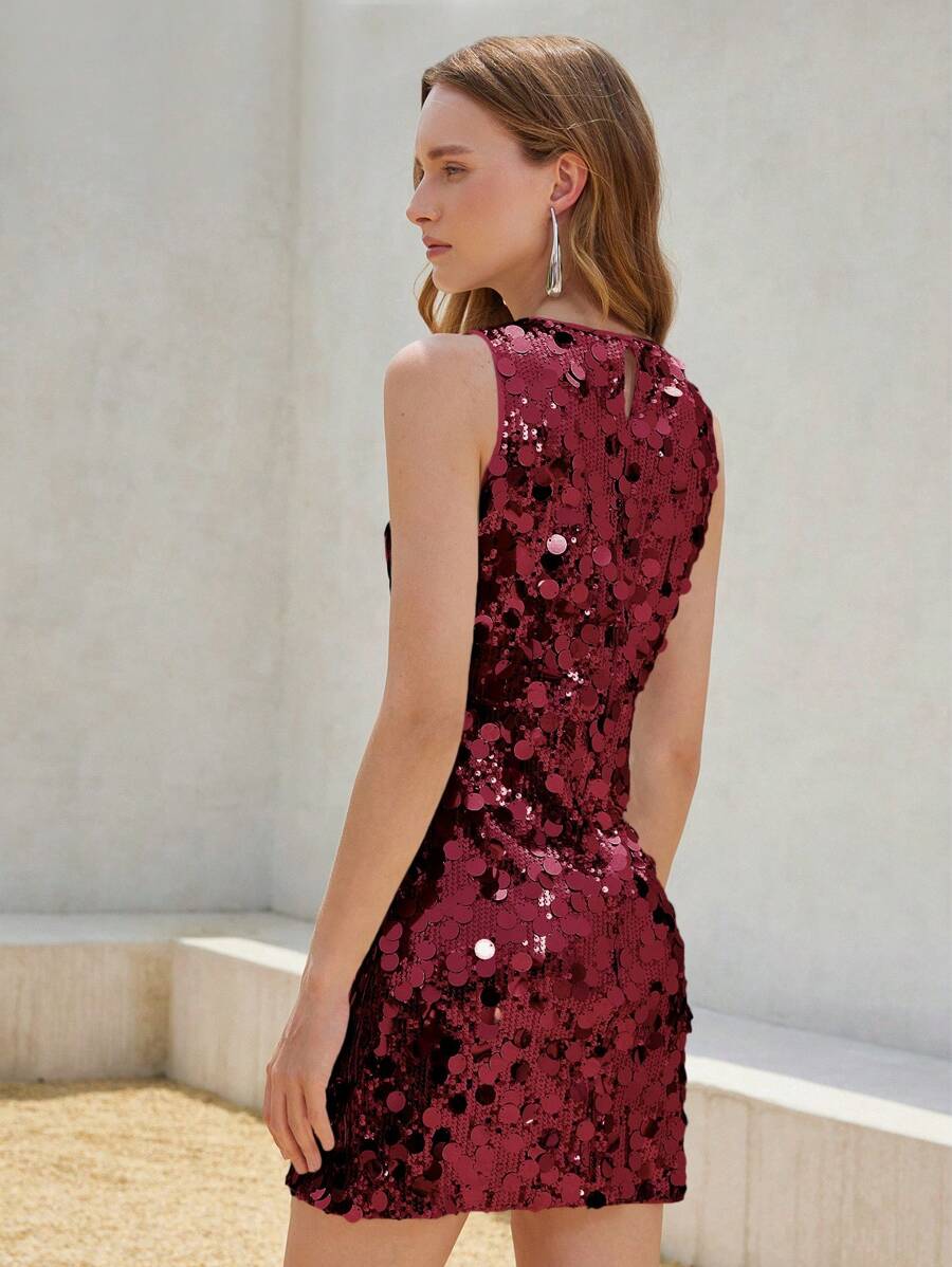 Shine bright and steal the spotlight in this Elegant High Waist Silver Sequin Long Dress. Designed to hug your curves and dazzle with every step, it’s the perfect choice for turning heads at any special occasion. Feel glamorous, confident, and ready to dance the night away in sparkling style!