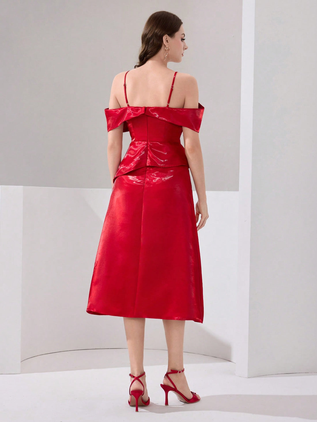 Slip into effortless sophistication with this stunning A-line dress that's ready for anything life throws your way. The flattering silhouette skims beautifully over curves while the timeless cut keeps you looking polished whether you're heading to brunch, a dinner date, or a special celebration. Crafted with attention to detail, this chic piece pairs perfectly with heels for an evening out or sneakers for a more relaxed vibe. It's the kind of dress that makes you feel confident and fabulous without trying t