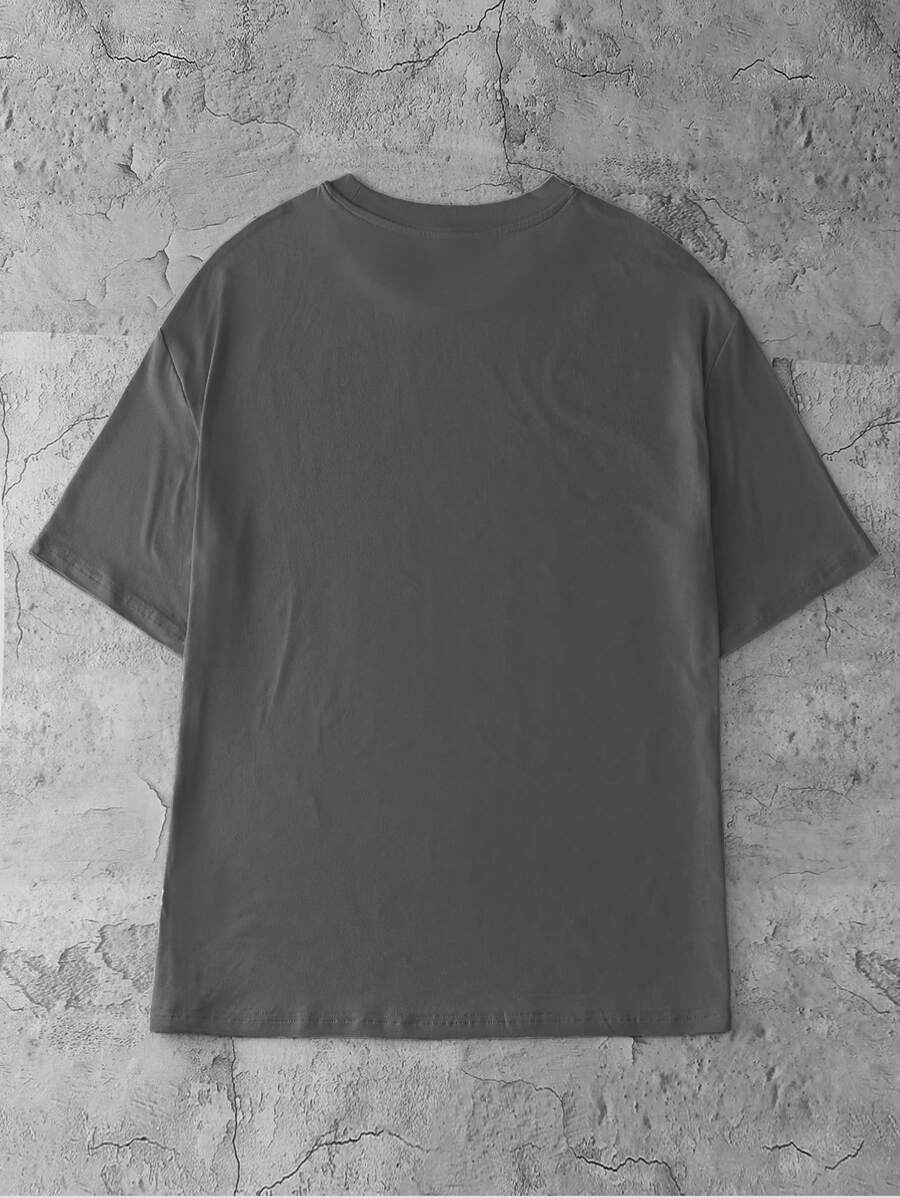 Image 3 - back view of Stylish Plus Size Floral Print Casual T-Shirt for Women - Perfect for Holidays