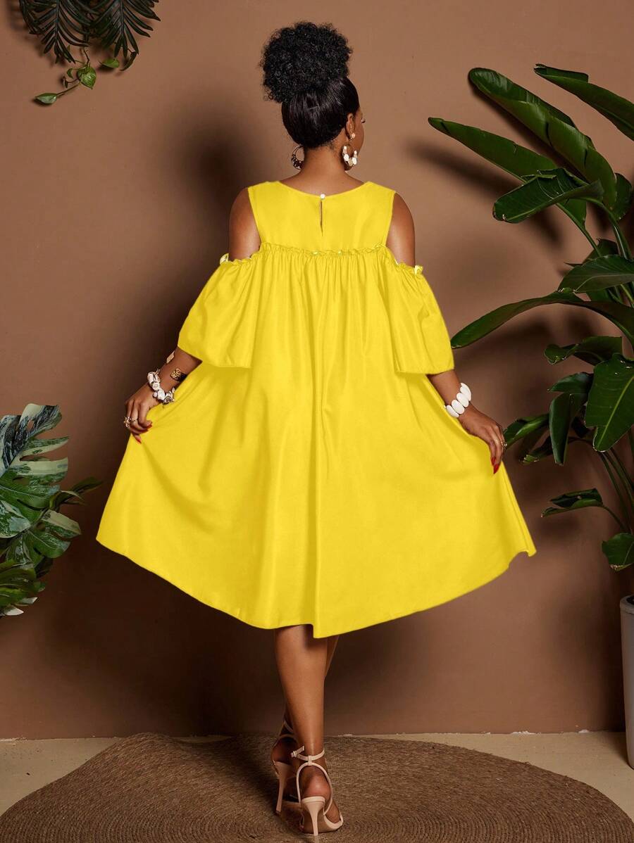 Image 23 - front angle of Plus Size Casual Off-Shoulder Mini Dress with Cute Cartoon Flower Print for Summer Holidays