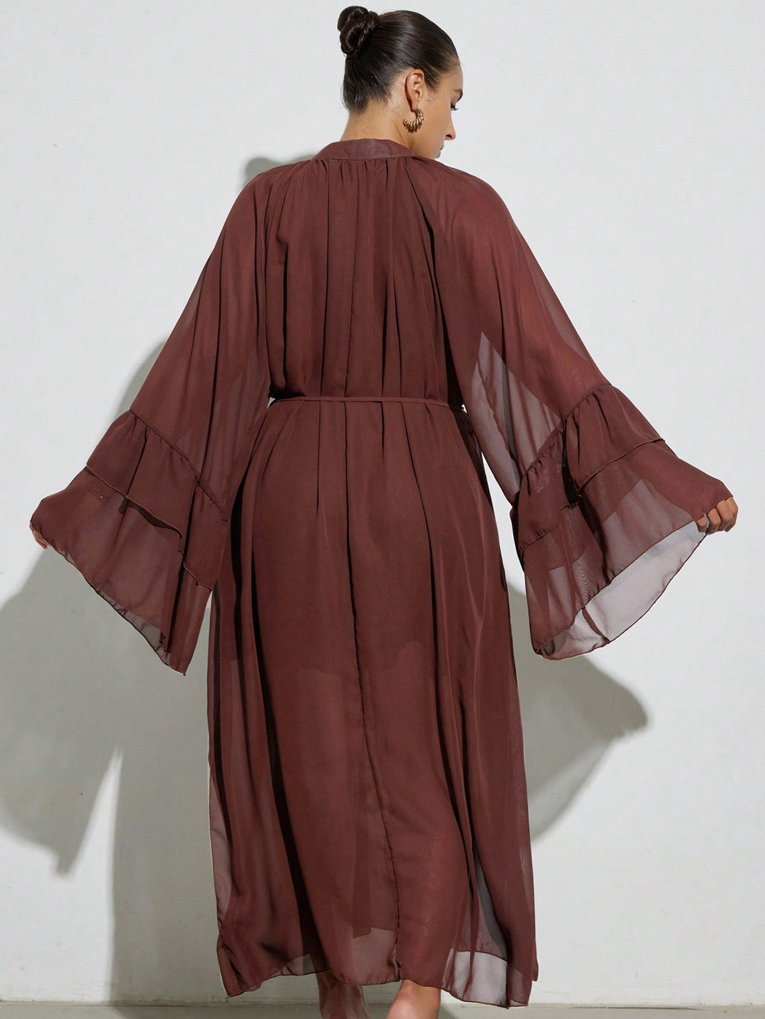 Step into vacation mode with this Elegant Plus Size Chiffon Dress! Featuring a charming tie neck and playful puff sleeves, it combines comfort and style effortlessly. The lightweight chiffon fabric keeps you cool while adding a breezy, feminine touch—ideal for sunny getaways or casual strolls. Embrace your curves and enjoy a flattering fit that moves with you, making every moment feel like a celebration.