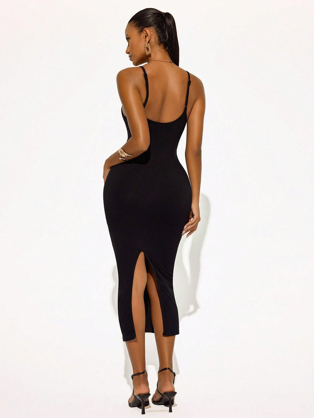 Slip into effortless elegance with this seamless knit bodycon dress that hugs you in all the right ways. The built-in removable shapewear shorts provide smooth, confident support underneath, so you can focus on feeling fabulous. Whether you're heading to brunch, a night out, or anywhere in between, this versatile piece delivers a polished silhouette without the fuss. Wear it with the shorts for extra smoothing power, or remove them for a lighter feel—the choice is yours. Comfort meets style in one stunning 