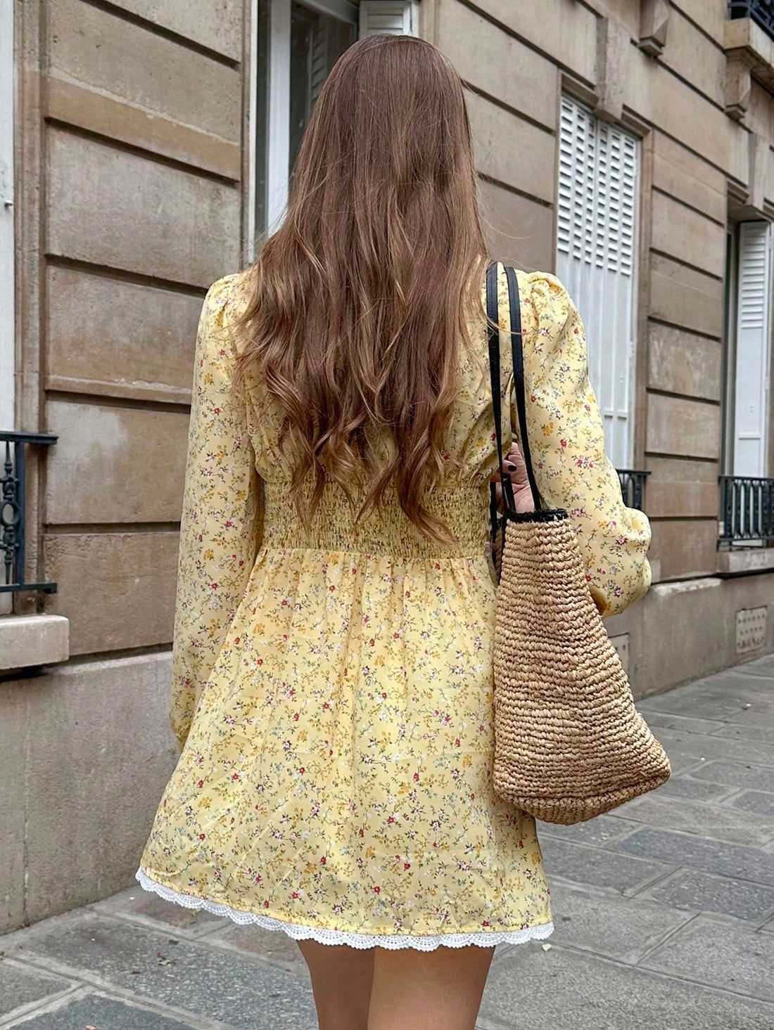 Step into autumn with a playful twist in this V-neck ditsy floral dress. Featuring charming ruffles and a stylish patchwork design, it adds a fun and flirty vibe to cool-weather days. The long sleeves keep you comfy while the lightweight fabric lets you move freely, perfect for pumpkin picking or cozy café dates. Embrace fall’s beauty with a dress as lively as the season!