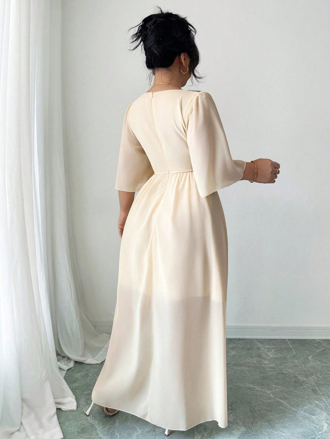 Bloom into spring and summer with effortless elegance! This plus-size V-neck dress features delicate floral embroidery that adds a touch of whimsy to your everyday style. The relaxed, casual-chic silhouette flatters beautifully while keeping you comfortable through warm weather. Perfect for brunch dates, garden parties, or simply feeling fabulous in your own skin. Designed by Elenzga Celure for those who refuse to compromise on style or comfort.