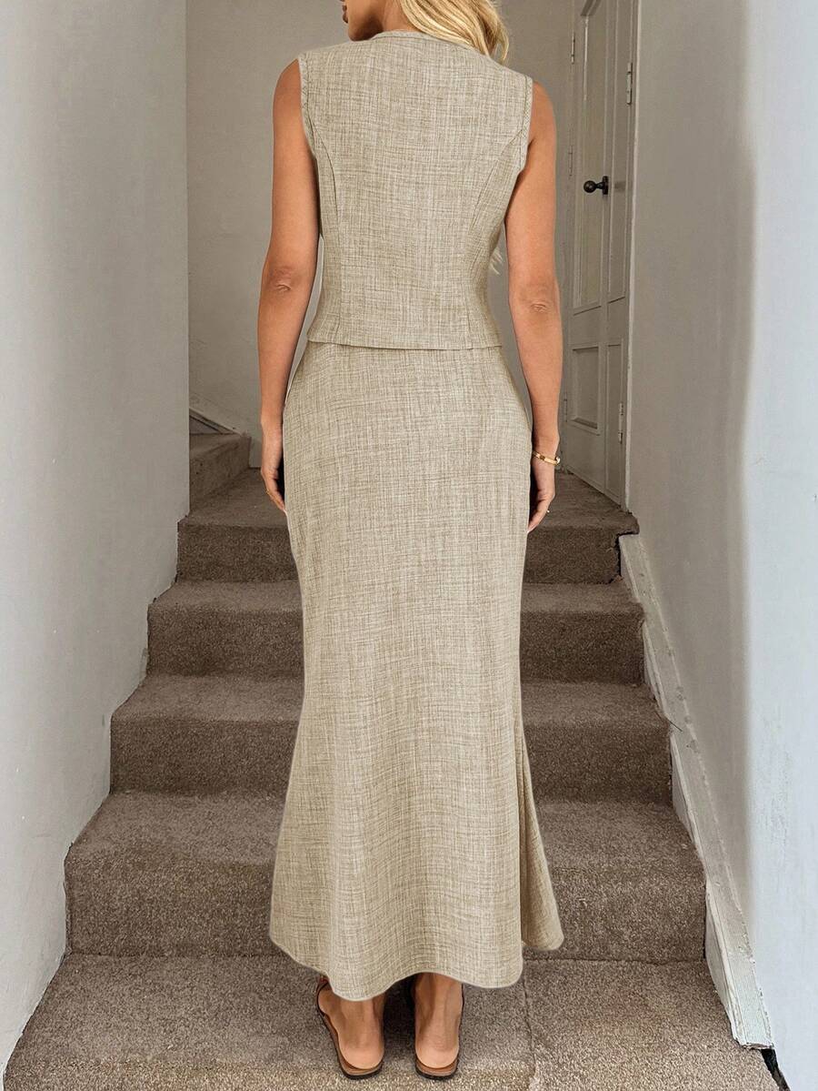 Step back in time with this charming retro-inspired two-piece set that brings vintage vibes to your summer wardrobe. The crisp blue vest pairs perfectly with the flowing long skirt, creating an effortlessly chic look that works for casual outings or weekend adventures. Whether you're channeling 70s nostalgia or just love timeless style, this set delivers comfort and character in one delightful package. Mix, match, or wear together—the possibilities are endless!