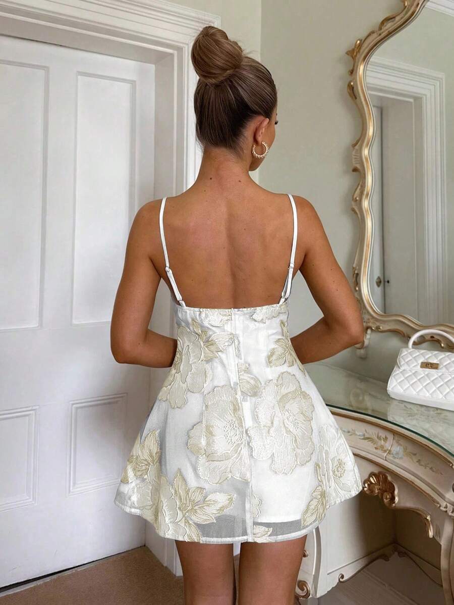 Make a statement this season in our stunning 3D Floral Jacquard Party Dress! Crafted with intricate dimensional floral detailing, this sleeveless beauty features an eye-catching hollow back design that's perfect for turning heads at summer soirées and festive celebrations. The luxurious jacquard fabric drapes elegantly while the daring cutout back adds just the right touch of sophistication and sass. Whether you're dancing under the stars or celebrating life's special moments, this dress delivers show-stopp