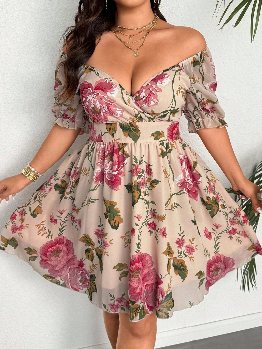 Twirl into spring with this gorgeous plus-size floral chiffon dress, designed to celebrate your curves with a flattering sweetheart neckline that draws the eye upward. The flowing, lightweight fabric drapes beautifully over pear-shaped figures, skimming where you want it to while the vintage-inspired resort aesthetic brings effortless elegance to any warm-weather occasion. Perfect for garden parties, beach getaways, or simply feeling fabulous in your own backyard. This is the dress that makes you feel like 