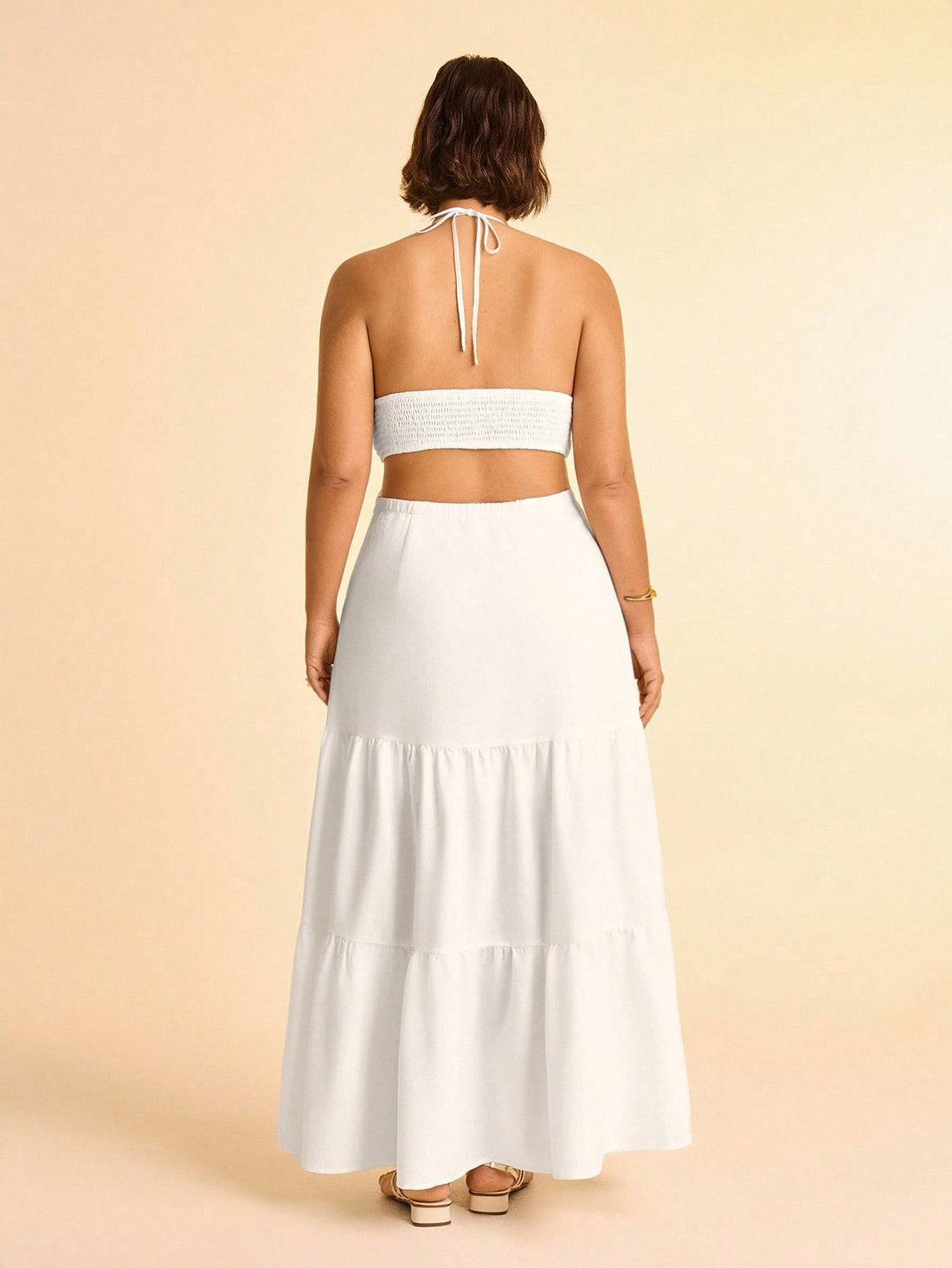 Embrace sunny days in this playful plus size A-line dress, featuring a semi-sheer floral pattern that’s perfect for summer vacations and beach dates. Lightweight and breezy, it moves with you while adding a touch of flirtatious charm. Whether strolling along the shore or enjoying a sunset, this dress shines with effortless style and comfort.