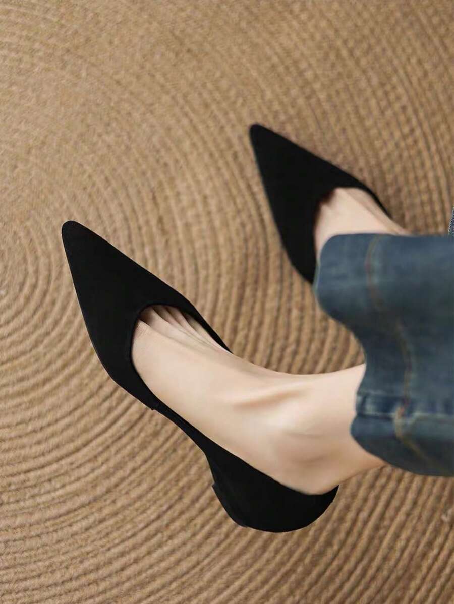 Step into timeless sophistication with these vintage-inspired brown pointed toe flats. Featuring chic French color blocking details, they effortlessly transition from office to evening with understated elegance. The sleek pointed silhouette elongates your leg while the flat sole keeps you comfortable all day long. Perfect for anyone who appreciates classic style with a modern twist, these pumps are your go-to for creating polished, put-together looks year-round. A wardrobe essential that proves less is more