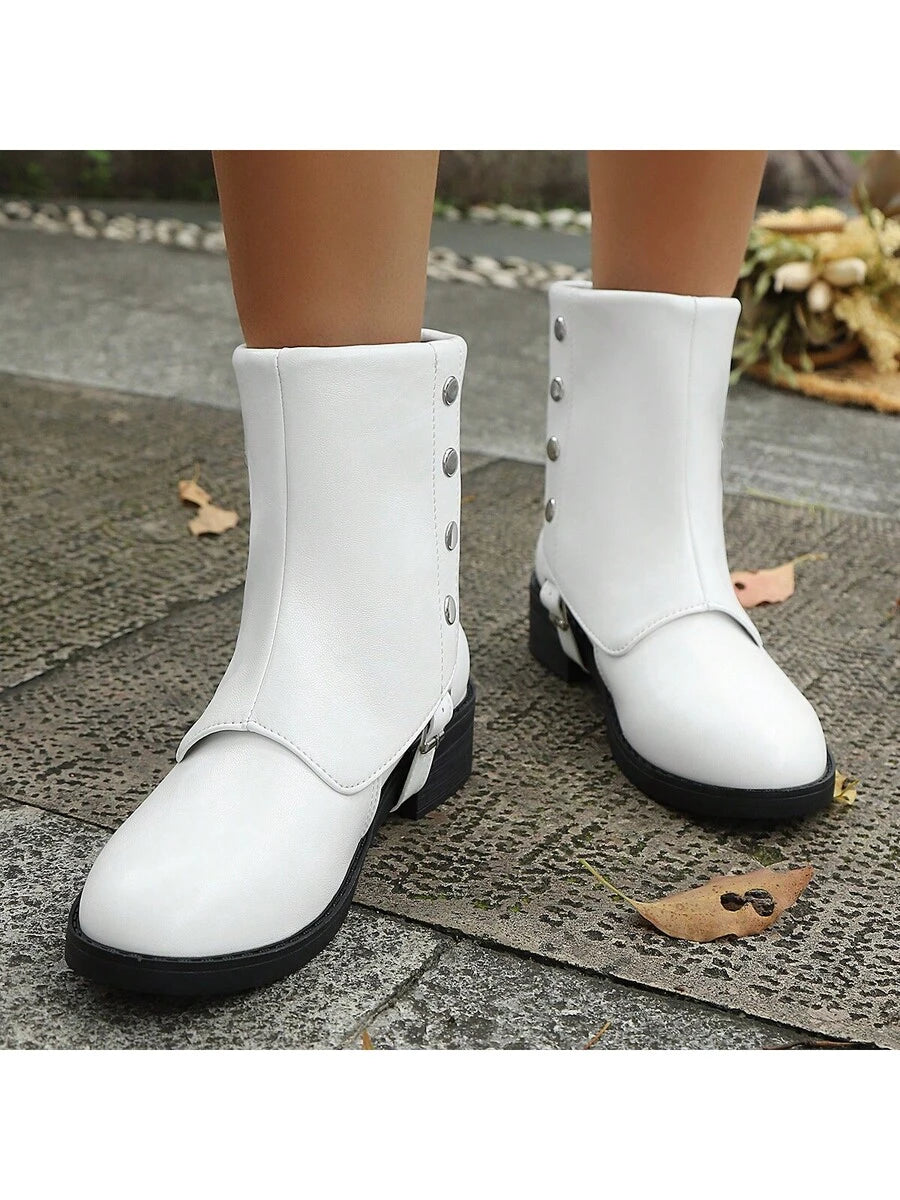 Step up your style game with these trendy British-inspired mid-calf western boots designed especially for women who love a bold look. Featuring a leather belt wrapped with rugged rivets, these boots blend classic charm with modern flair. Perfect for adding a playful edge to any outfit while offering a comfortable fit in larger sizes, they’ll have you ready to strut with confidence wherever you go.