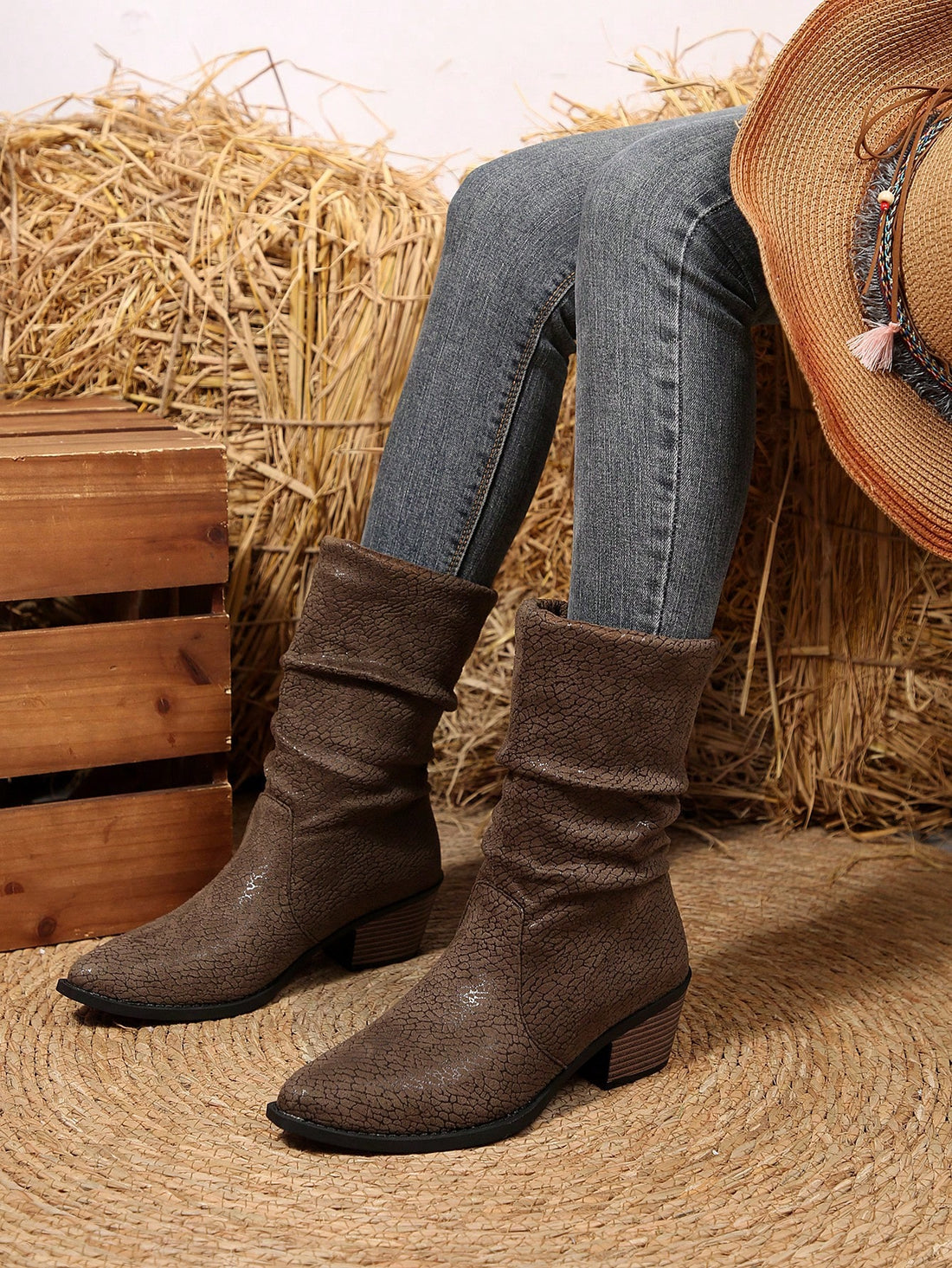 Step up your style game with these Plus Size Vintage Suede Pleated Slouch Boots! Featuring a chunky heel and a trendy square toe, they blend retro charm with modern comfort. Perfect for riding or strutting around town, these boots bring a playful twist to your wardrobe while keeping your feet cozy and confident all day long.