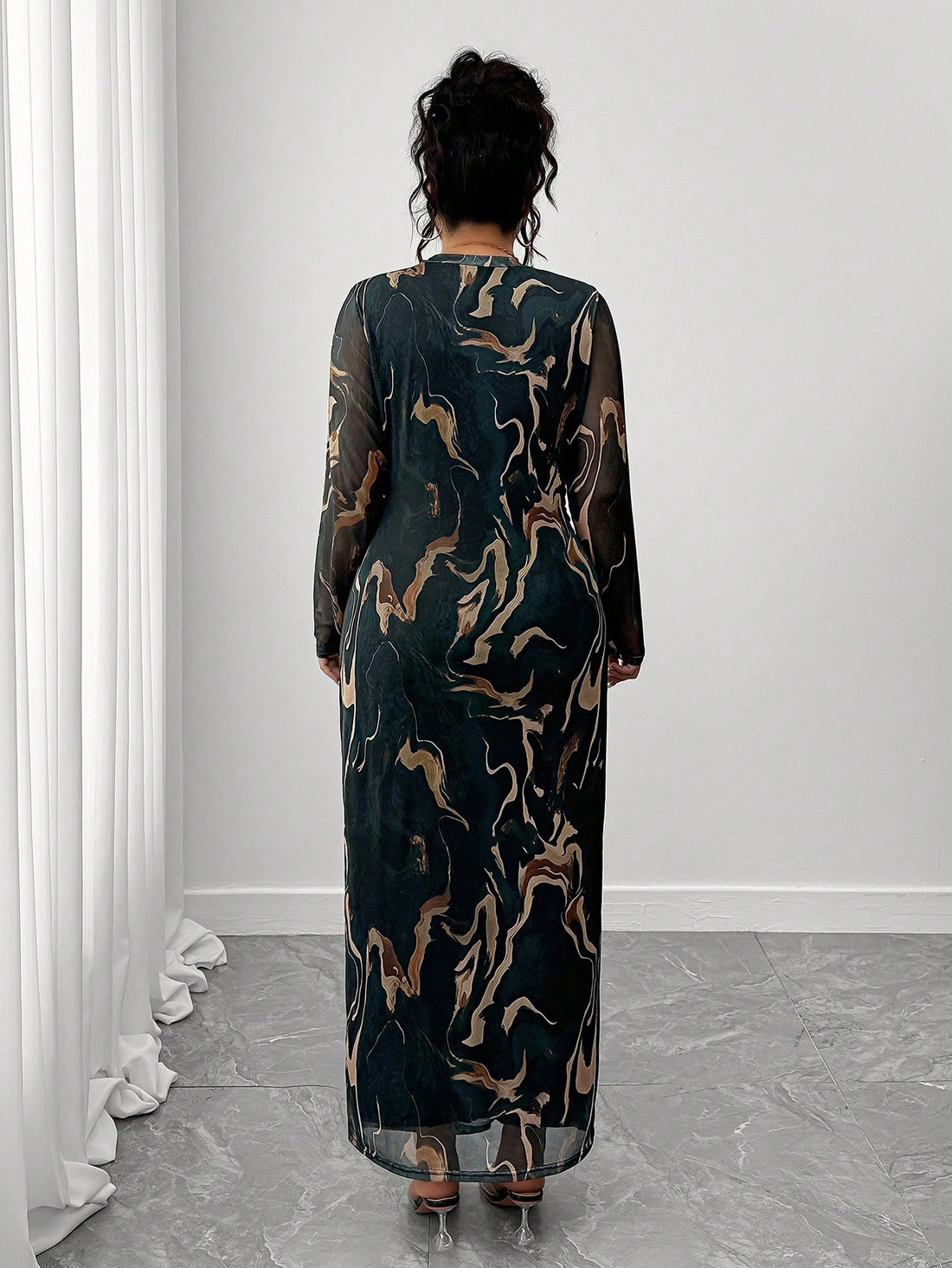 Step into autumn with flair in this Elegant Plus Size Dress, featuring a lively all-over print and stylish mesh patchwork. Designed to embrace your curves comfortably, it blends bold pattern play with breathable fabric inserts, making it perfect for cozy days and crisp evenings. This dress adds a playful twist to your fall wardrobe, letting you shine with effortless charm wherever you go.