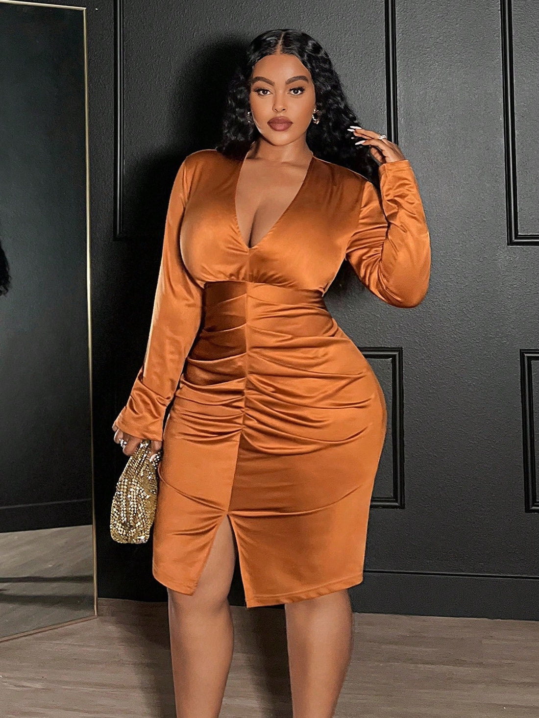 Turn heads and feel fabulous in this Elegant Plus Size Ruched V-Neck Bodycon Dress. Designed to hug your curves in all the right places, its ruched detailing flatters your figure while the V-neck adds a touch of flirtatious charm. Perfect for romantic parties and dreamy dates, this dress combines comfort with style so you can dance the night away with confidence and grace. Make every moment unforgettable in this playful yet sophisticated silhouette.