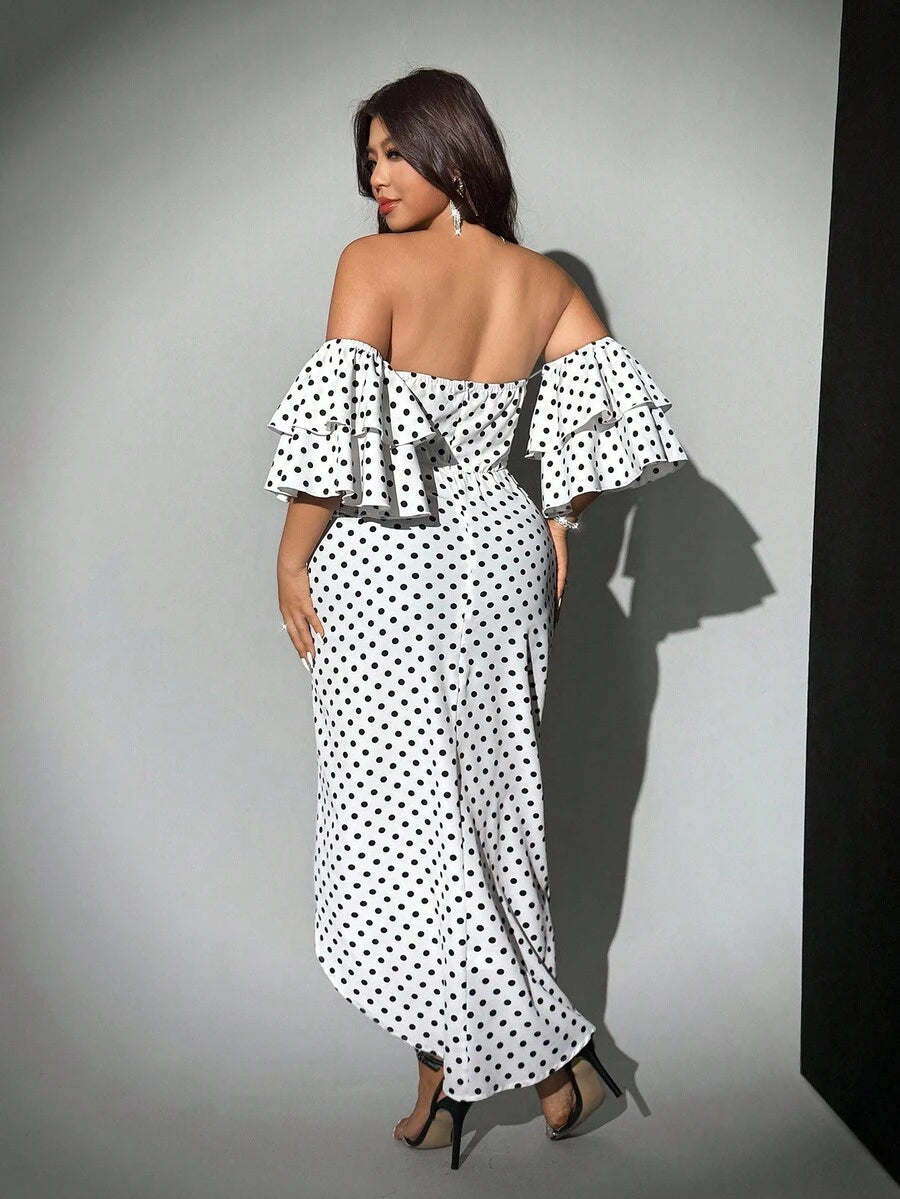 Twirl into sophistication with this charming polka dot tube dress designed for curves and confidence. The flattering ruched detailing cinches at all the right places, while delicate sleeve cuffs add a touch of vintage-inspired elegance. Perfect for date nights, brunch outings, or whenever you want to feel absolutely fabulous. This versatile piece transitions seamlessly from casual to dressy, making it a wardrobe essential that celebrates your unique style. Slip it on and let your personality shine through!