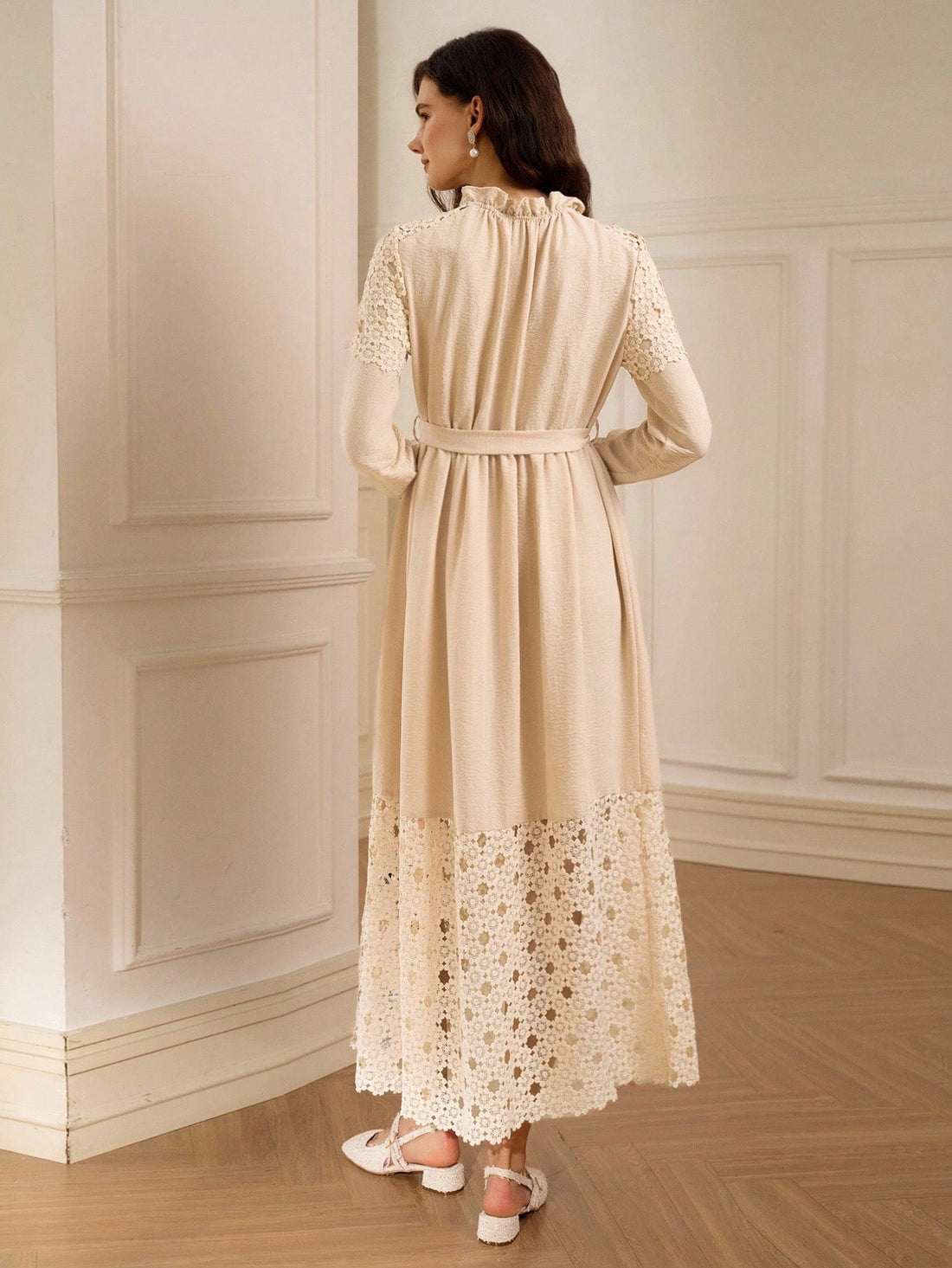 Step into charm with this Elegant Women's Long Sleeve Dress, featuring a flirty ruffled collar and eye-catching contrast lace design. Its long sleeves keep things classy while the delicate lace adds a touch of whimsy, perfect for turning heads at any event. Ready to dance through the day with style and confidence? This dress has got you covered!