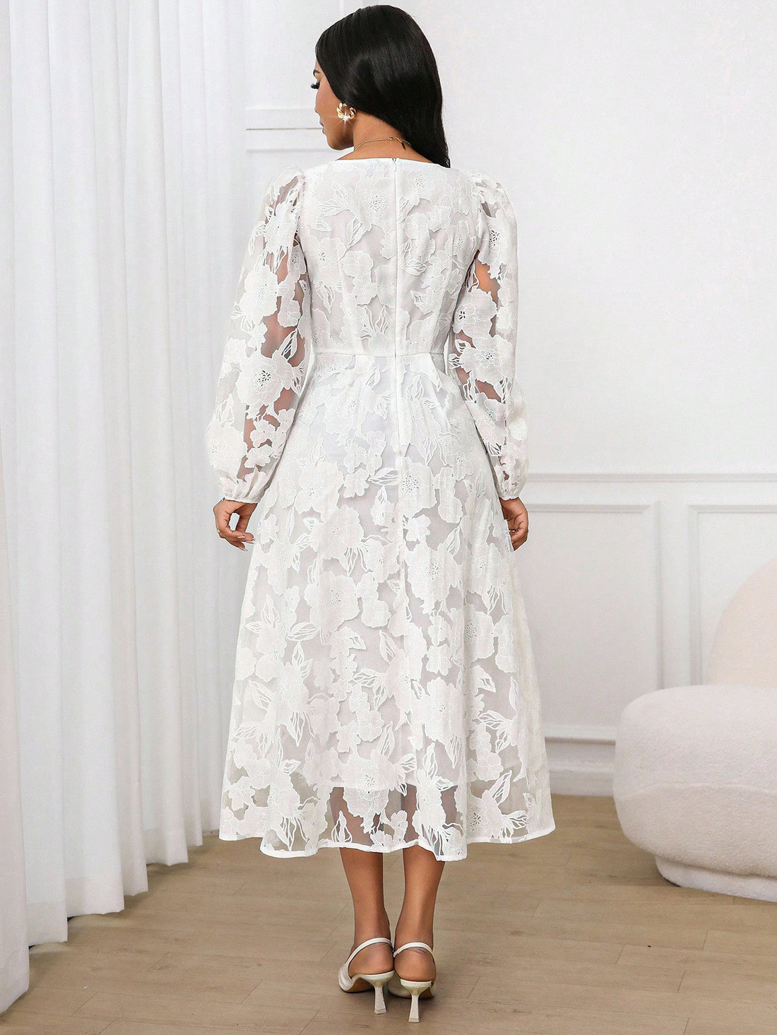 Step into effortless charm with this Elegant Minimalist Square Collar Mid-Length Dress. Its clean lines and flattering waist-cinched design create a playful yet polished look perfect for any occasion. The square collar adds a touch of unique sophistication while the mid-length cut lets you twirl with ease. Elevate your wardrobe with a dress that’s as fun as it is stylish!