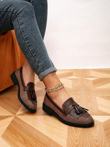 Chic and Stylish: Minimalist Fringe Decor Loafer Flats for Women