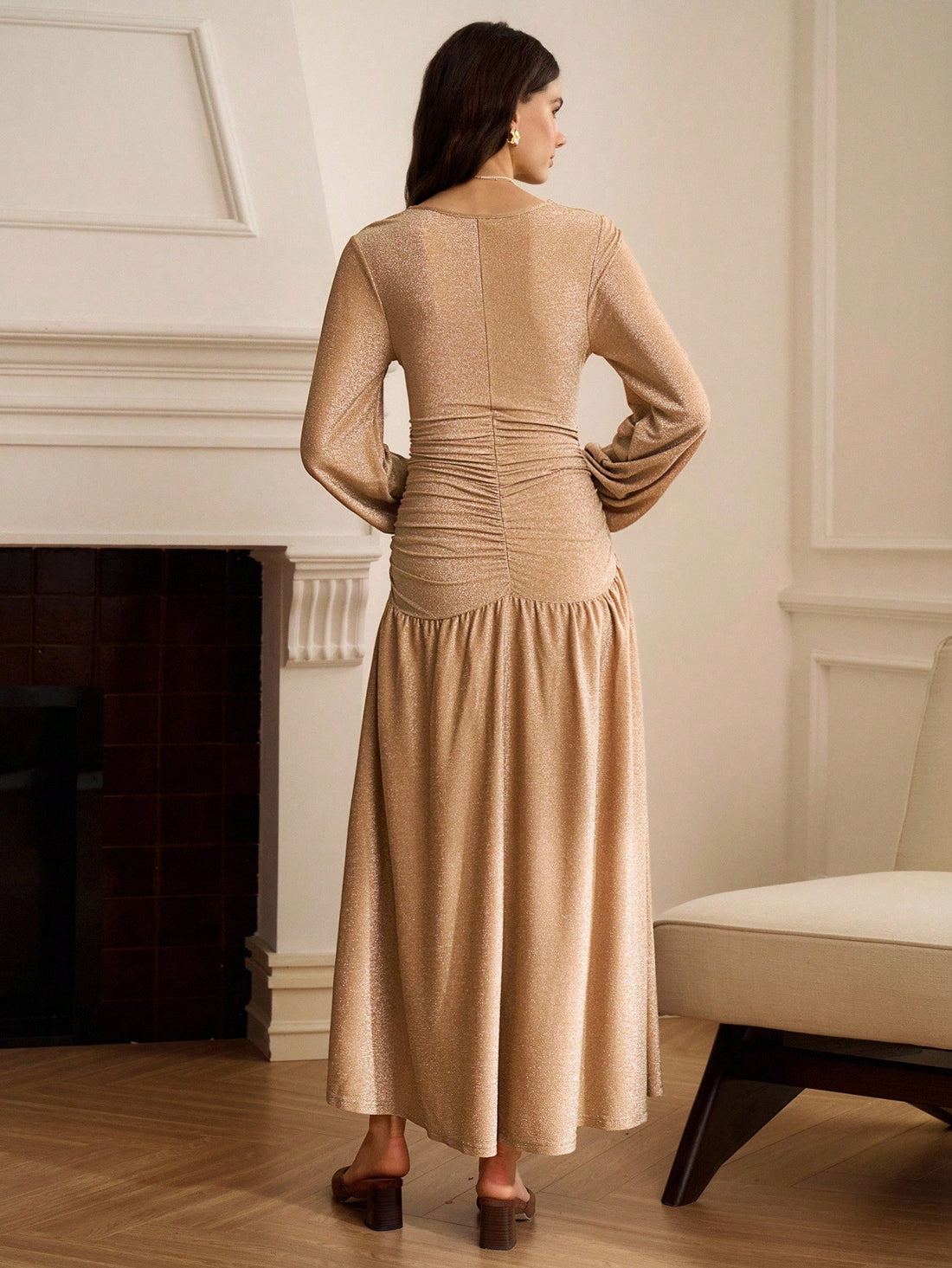 Turn heads and twinkle all night in this Women's Elegant Sparkle Dress. Designed for fun and fabulous evenings, its shimmering fabric catches every light and every glance. Perfect for parties where glamour and playful charm meet, this dress makes you the star of the show with effortless style and sparkle. Dance, laugh, and shine bright!