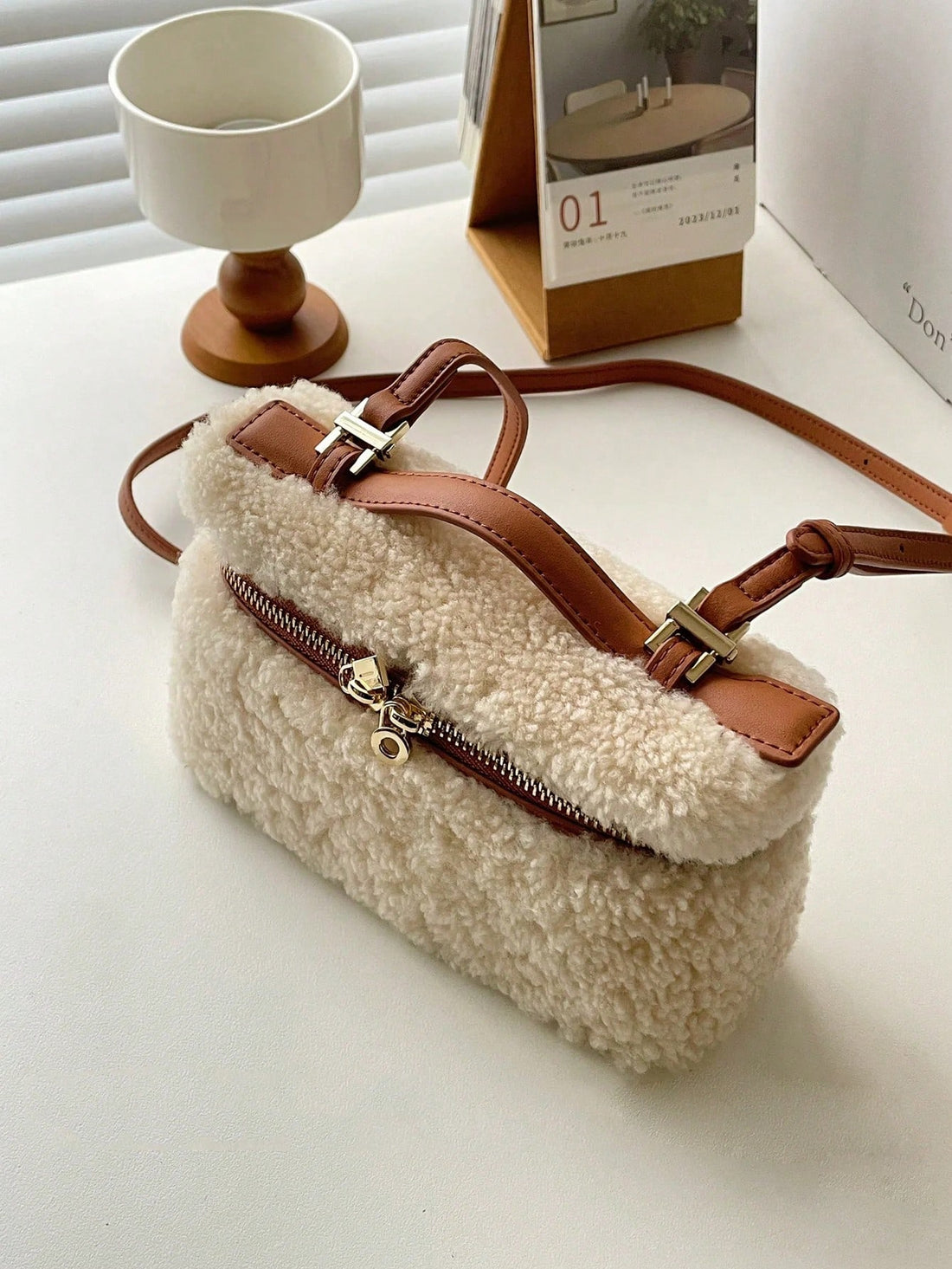 Elevate your look with this Chic Women’s Shoulder Bag—your new go-to for effortless style and on-the-fly fashion fun. Perfectly sized to carry all your essentials without weighing you down, it’s the playful accessory that adds a splash of personality to any outfit. Whether you’re headed to brunch or a night out, this bag’s versatile charm keeps you looking fabulous and feeling free.