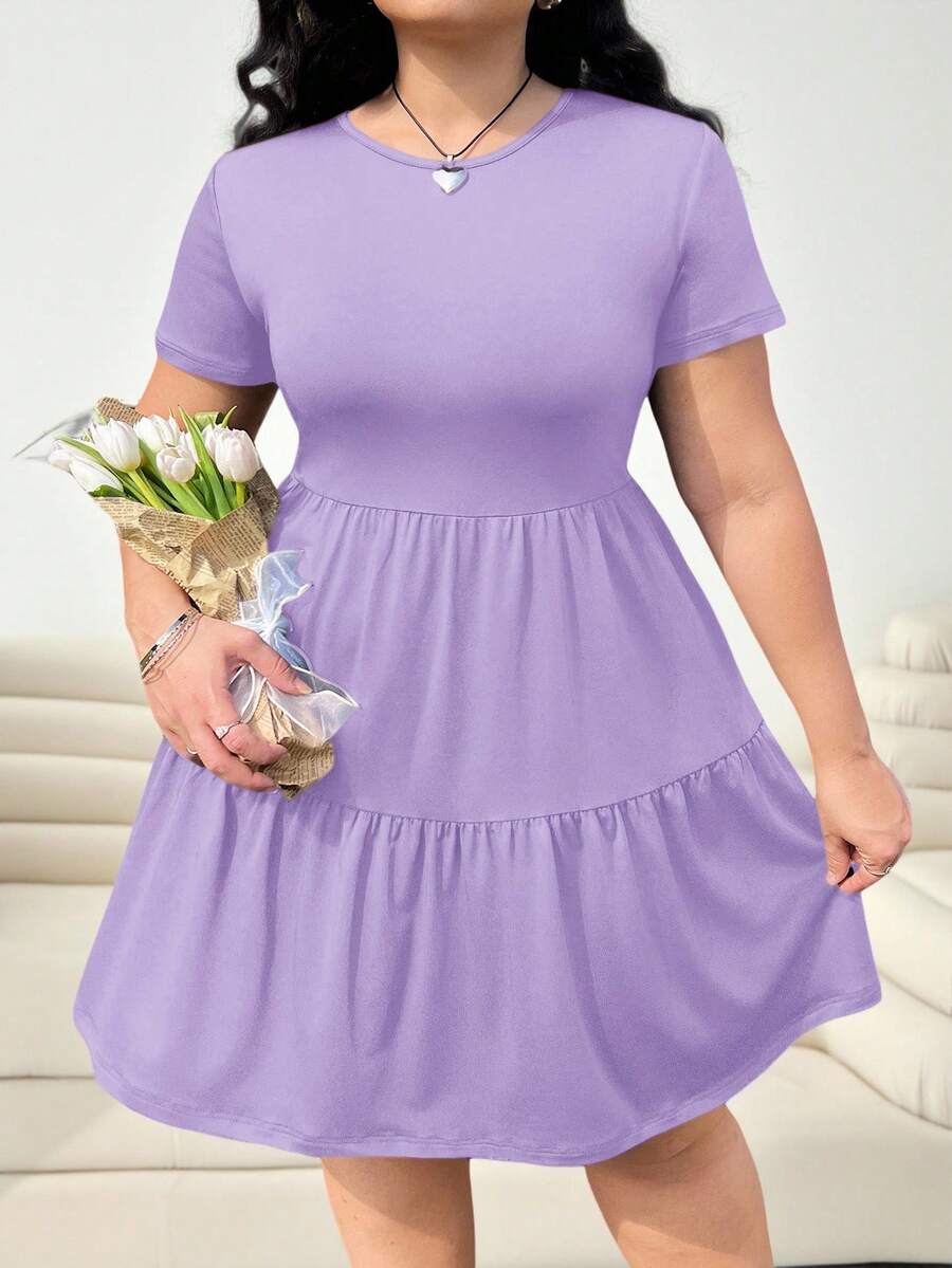 Experience the breathtaking fusion of minimalist heritage and sharp, modern architectural tailoring. This stunning solid-color ensemble is meticulously designed for the woman who values a high-fashion, "quiet luxury" approach to seasonal dressing—the ultimate centerpiece for prestigious garden retreats, exclusive coastal soirées, and high-authority spring outings.