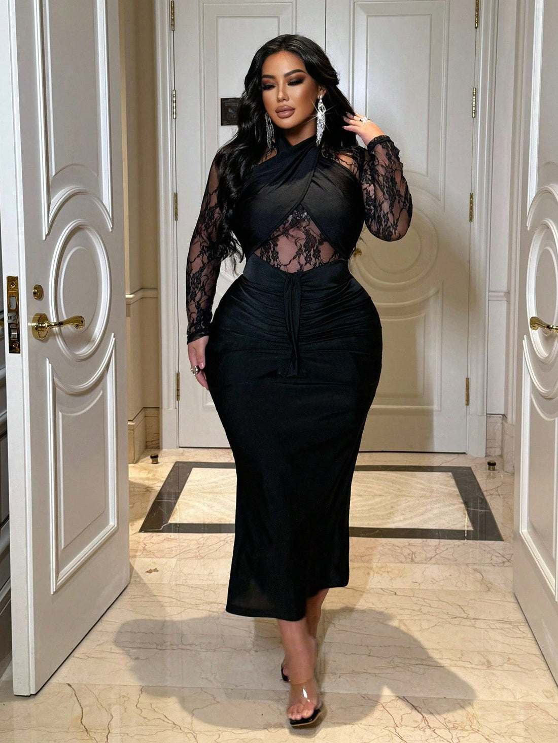 Turn heads at every event in this Elegant Plus Size Halter Neck Lace Dress! Featuring a flattering fishtail hem and delicate lace detailing, it’s designed to highlight your curves with confidence. Perfect for parties and special occasions, this dress blends charm and comfort so you can dance the night away feeling fabulous. Make your style unforgettable with a touch of playful elegance!