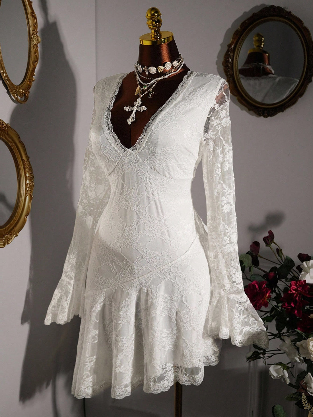Step into the spotlight with this stunning Y2K-inspired dress that celebrates your curves in the most fabulous way. Featuring delicate white lace patchwork details and a flattering V-neckline, this piece channels early 2000s romance with modern elegance. The long sleeves add sophistication while the thoughtful tailoring ensures a comfortable, confident fit for plus-size figures. Perfect for date nights, special occasions, or whenever you want to feel like the main character. Embrace retro vibes with contemp