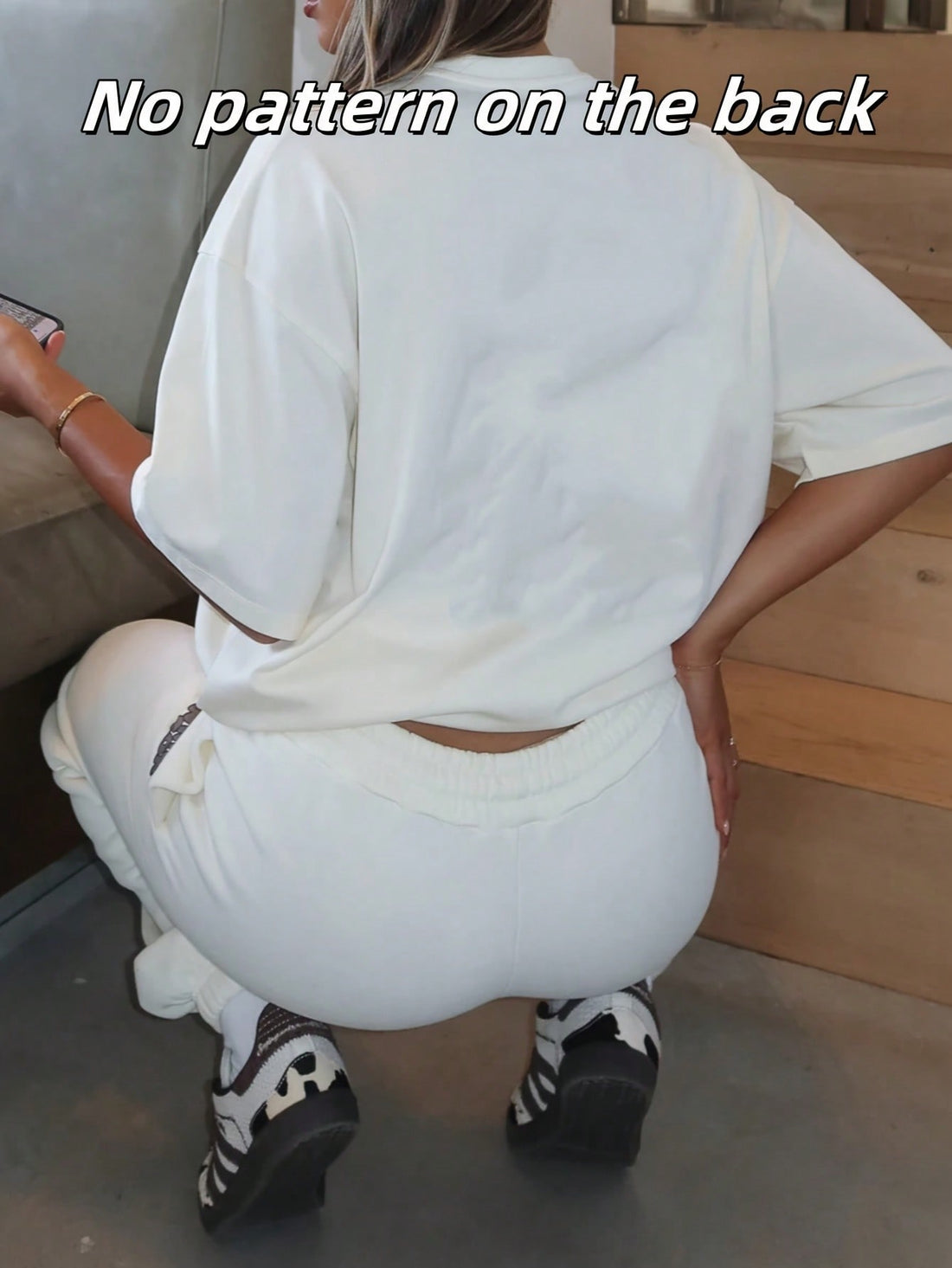 Bring ready-for-summer vibes with this Vintage 90s Y2K Cute Silly Goose T-Shirt! Lightweight and ultra-comfy, it’s perfect for sunny days and casual hangouts. Its playful design adds a quirky touch to any outfit, making it a fun must-have for girls who love to combine nostalgia with style.