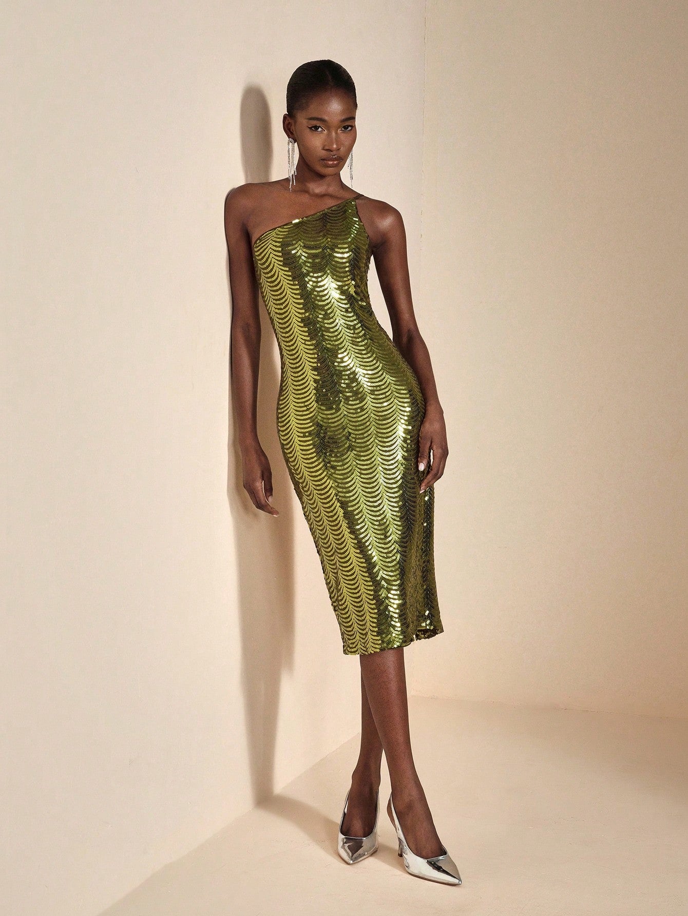 Stunning Asymmetric Sequin Bodycon Midi Dress with Slit - Elegant Part Canary Houze Stunning Asymmetric Sequin Bodycon Midi Dress with Slit - Elegant Part Canary Houze