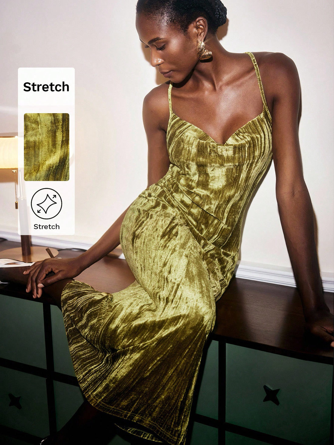 Turn heads this winter with our Elegant Backless Halter Midi Dress! This playful party essential combines chic sophistication with a flirty backless design, perfect for dancing the night away. Its flattering midi length keeps you cozy yet stylish, making every celebration unforgettable. Slip into confidence and sparkle wherever you go!