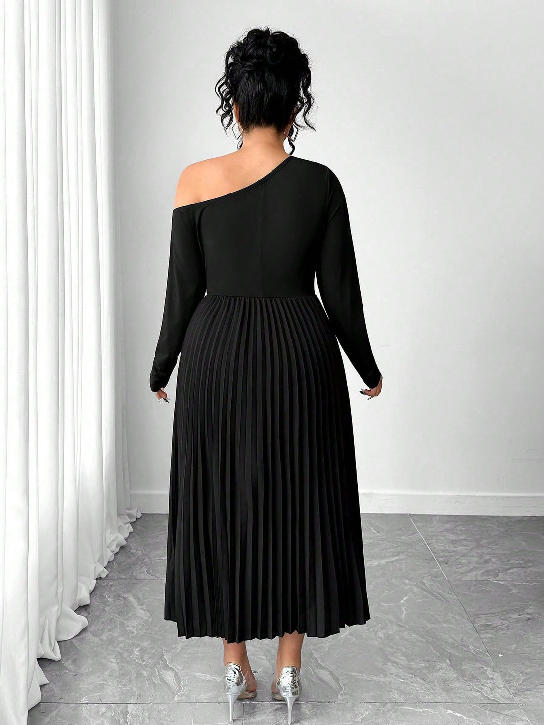 Slip into sophistication with this stunning off-the-shoulder dress designed to celebrate your curves! The delicate 3D floral embellishments add dimension and visual interest, creating an eye-catching statement piece perfect for special occasions or nights out. The elegant silhouette flatters your figure while the playful details keep things fun and fabulous. Whether you're heading to a party, date night, or any event where you want to turn heads, this plus-size beauty delivers confidence and style in one go