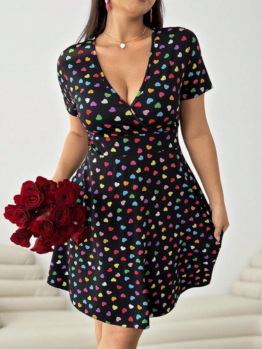 Experience the breathtaking fusion of romantic heritage and sharp, modern architectural tailoring. This stunning heart-print ensemble is meticulously designed for the woman who values a high-fashion, "quiet luxury" approach to seasonal dressing—the ultimate centerpiece for prestigious Valentine's Day celebrations, exclusive romantic retreats, and high-authority date-night style.