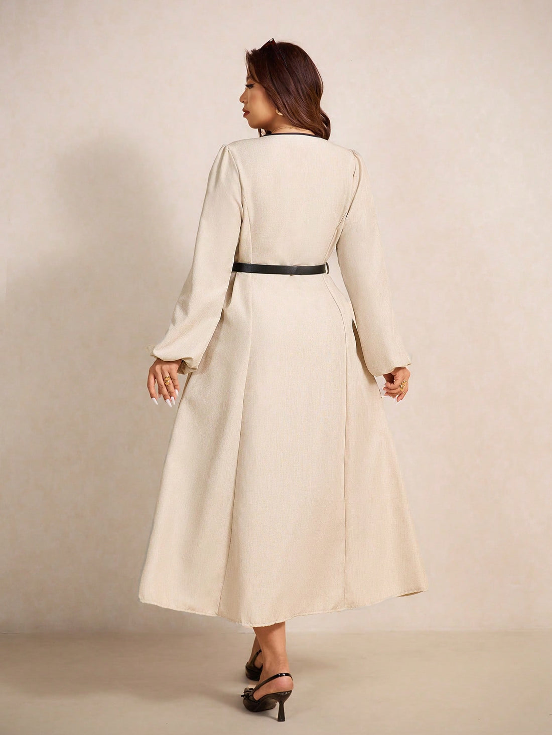 Elevate your everyday style with this fabulous plus-size color block dress that's made for the modern commuter. Featuring eye-catching trim details and a chic silhouette, this piece effortlessly transitions from office to weekend plans. The thoughtful color blocking adds visual interest while the comfortable fit keeps you feeling confident all day long. Perfect for anyone who refuses to compromise on style, this dress proves that fashion-forward doesn't have to mean complicated. Grab yours and show your com