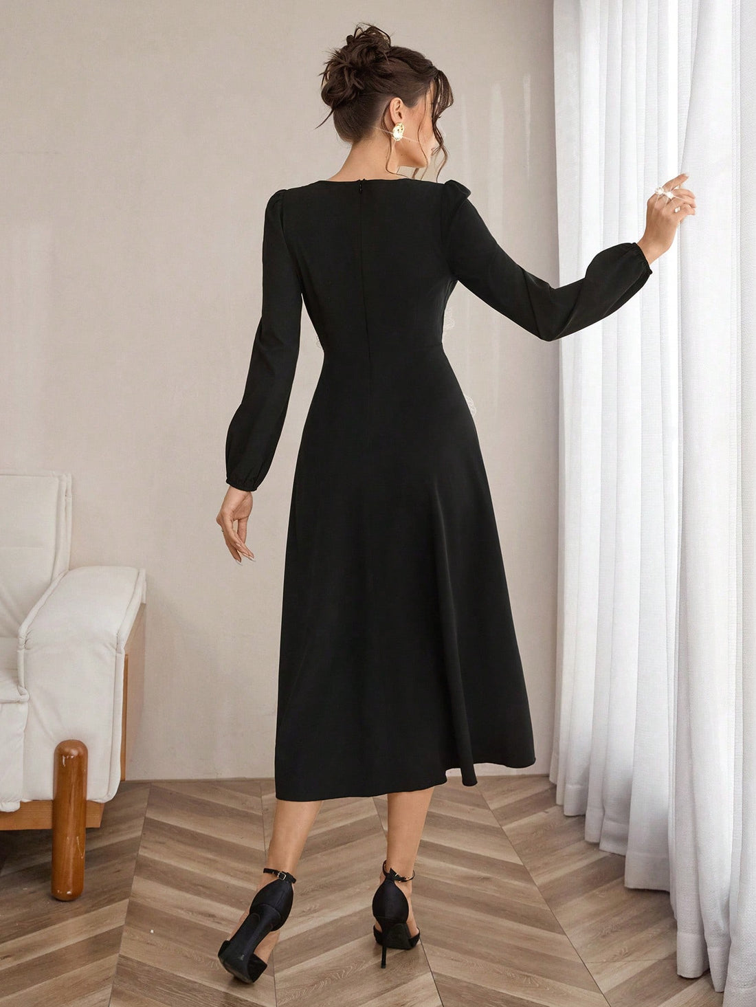 Elevate your everyday look with this charming short dress that's equal parts sophisticated and fun. The square neckline frames your face beautifully, while delicate pearl embellishments add a touch of glamour without trying too hard. Puff sleeves bring a playful, romantic vibe that works for brunch dates, casual outings, or whenever you want to feel effortlessly put-together. The relaxed fit ensures comfort all day long, making this dress your new go-to piece for looking polished with zero fuss.