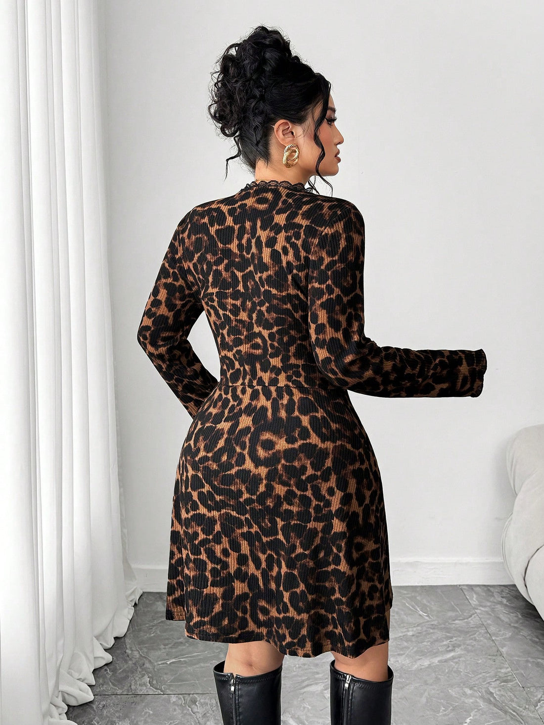 Embrace your wild side with this stunning plus-size dress that perfectly blends vintage charm with modern flair. The eye-catching leopard print brings bold personality, while the romantic V-neckline and delicate lace trim add an elegant touch that's anything but ordinary. Designed for curves and confidence, this bohemian beauty flatters your figure and lets you express your unique style. Whether you're heading to brunch, a night out, or anywhere in between, this versatile piece proves that fashion should be