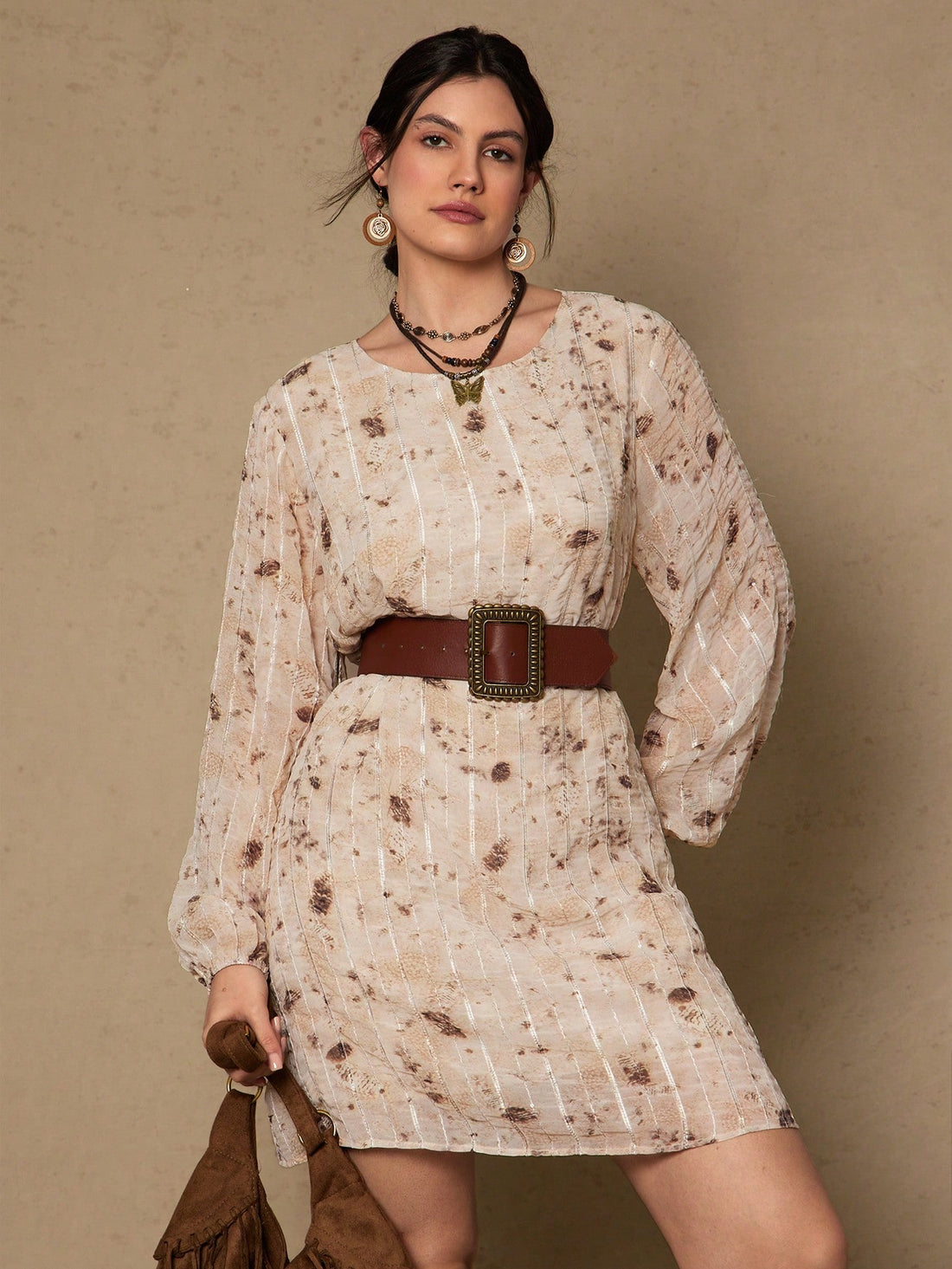 Get ready to rock this Trendy Plus Size Tie-Dye Casual Dress! With its vibrant tie-dye print, lantern sleeves, and round neck, this dress is the perfect blend of style and comfort. Whether you're out on the town or lounging at home, this dress will make a statement and keep you feeling trendy and confident.