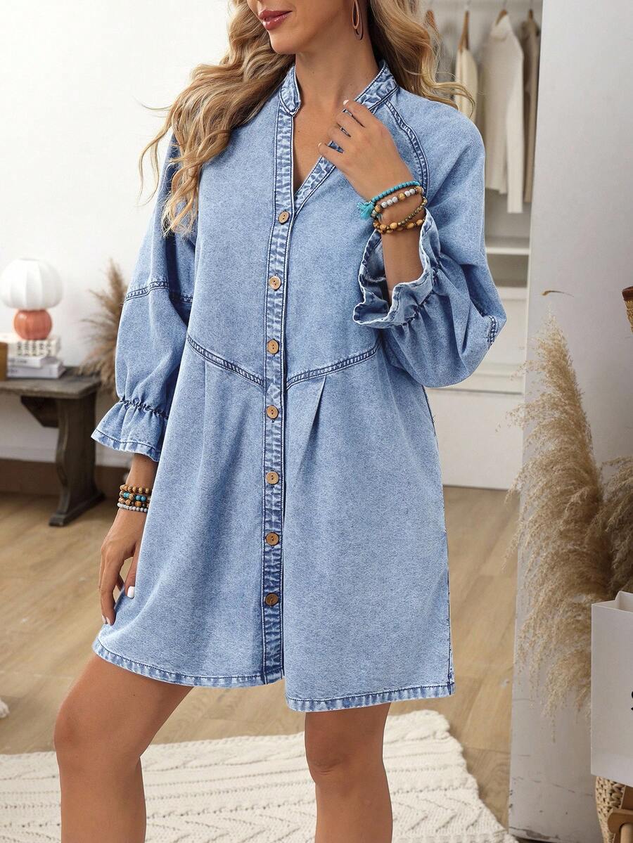 Exude Effortless Sophistication in Our Chic Notch Collar Ruffle Sleeve Denim Babydoll Dress!

Experience the perfect fusion of rugged utilitarian texture and playful, high-fashion tailoring. This stunning denim babydoll dress is meticulously designed for the woman who values a sharp, architectural take on casual wear—offering a versatile, "quiet luxury" look that transitions seamlessly through the crisp mornings of spring and the golden afternoons of autumn.

Sophisticated Notch Collar Detail: Featuring a s