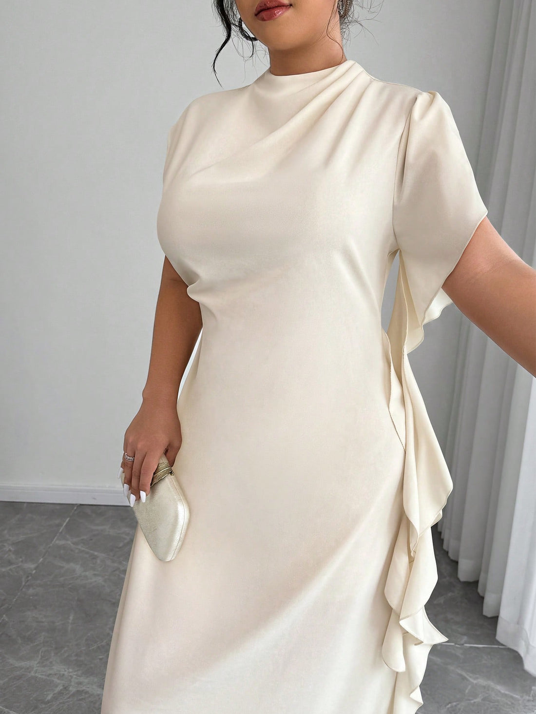 Elevate your spring wardrobe with this show-stopping apricot midi dress! Designed for the modern woman who loves to make an entrance, this elegant piece features charming ruffled puff sleeves that add just the right amount of drama and femininity. The fitted waist creates a flattering silhouette while the flowing midi length keeps things sophisticated and party-ready. Perfect for brunches, garden gatherings, or any occasion that calls for a touch of playful elegance. Available in plus sizes because fabulous