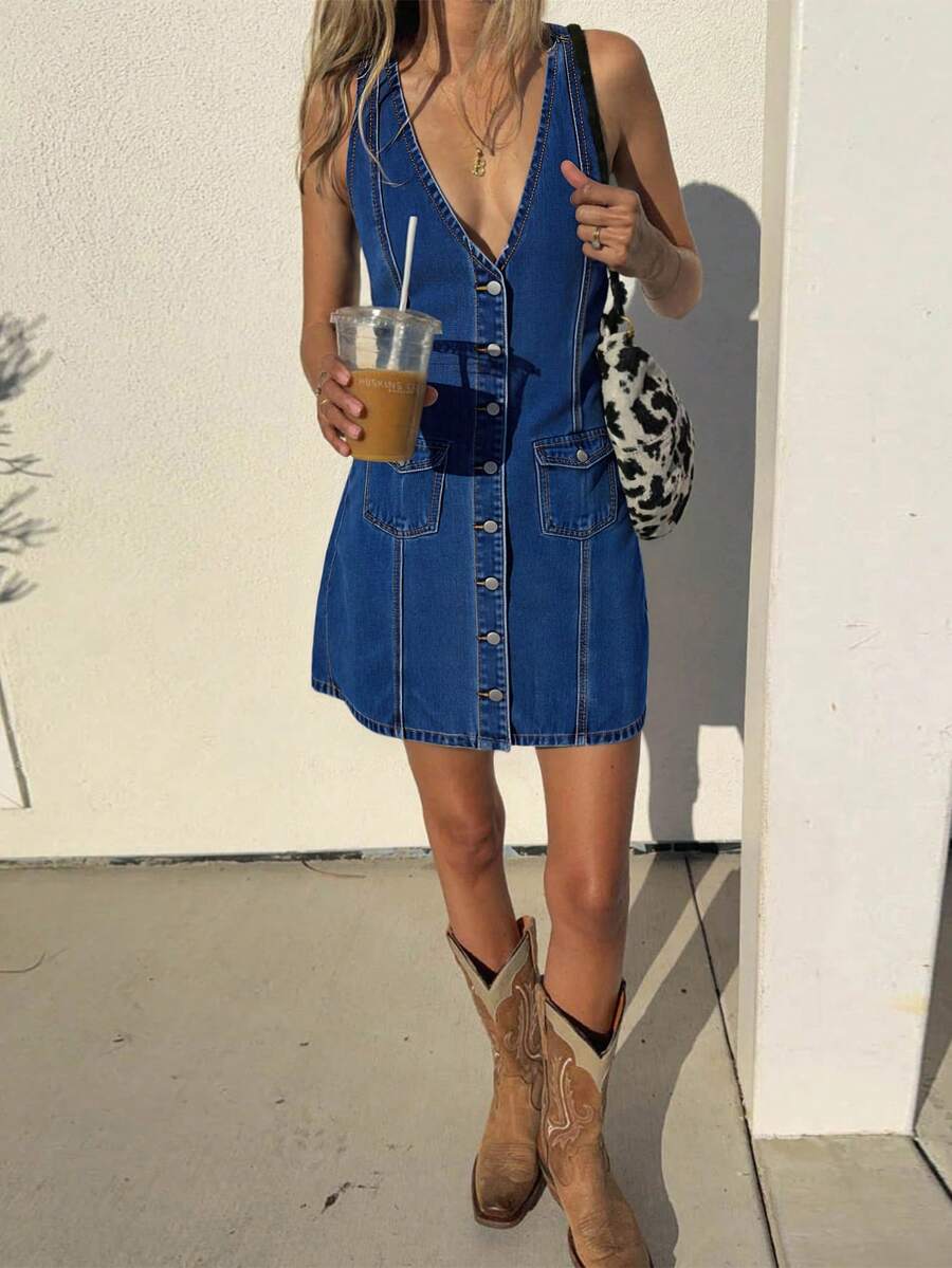 Exude Urban Sophistication in Our Chic Solid Color Denim Midi Dress!

Experience the breathtaking fusion of rugged denim heritage and sharp, modern minimalist tailoring. This stunning sleeveless midi dress is meticulously designed for the woman who values a high-fashion, "quiet luxury" approach to casual wear—the ultimate centerpiece for prestigious weekend brunches, creative city excursions, and high-authority social gatherings.

Iconic Solid Denim Artistry: Featuring a masterfully curated, deep-saturated 