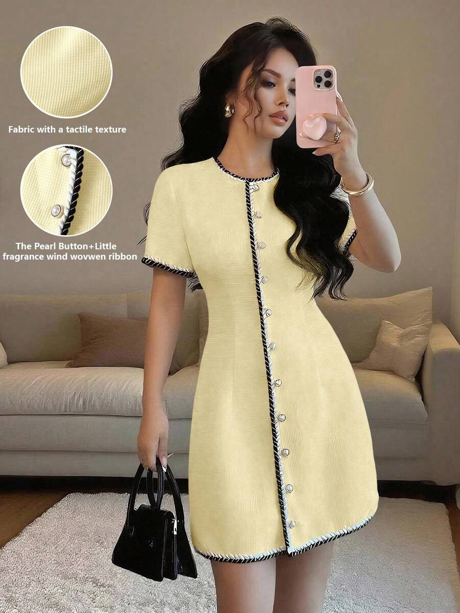Experience the breathtaking fusion of professional heritage and sharp, modern architectural tailoring. This stunning button-trim ensemble is meticulously designed for the woman who values a high-fashion, "quiet luxury" approach to seasonal dressing—the ultimate centerpiece for prestigious corporate retreats, exclusive city soirées, and high-authority spring outings.