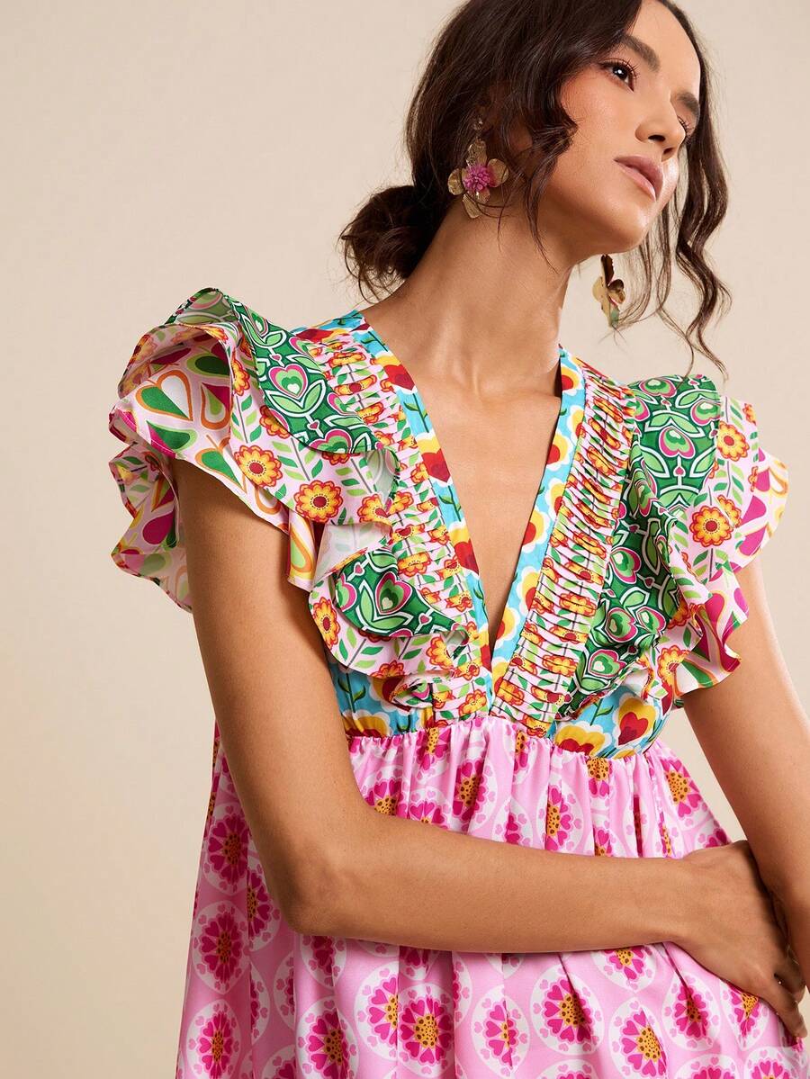 Experience the breathtaking fusion of bohemian heritage and sharp, modern architectural tailoring. This stunning patchwork ensemble is meticulously designed for the woman who values a high-fashion, "quiet luxury" approach to seasonal dressing—the ultimate centerpiece for prestigious spring garden parties, exclusive summer retreats, and high-authority coastal soirées.
